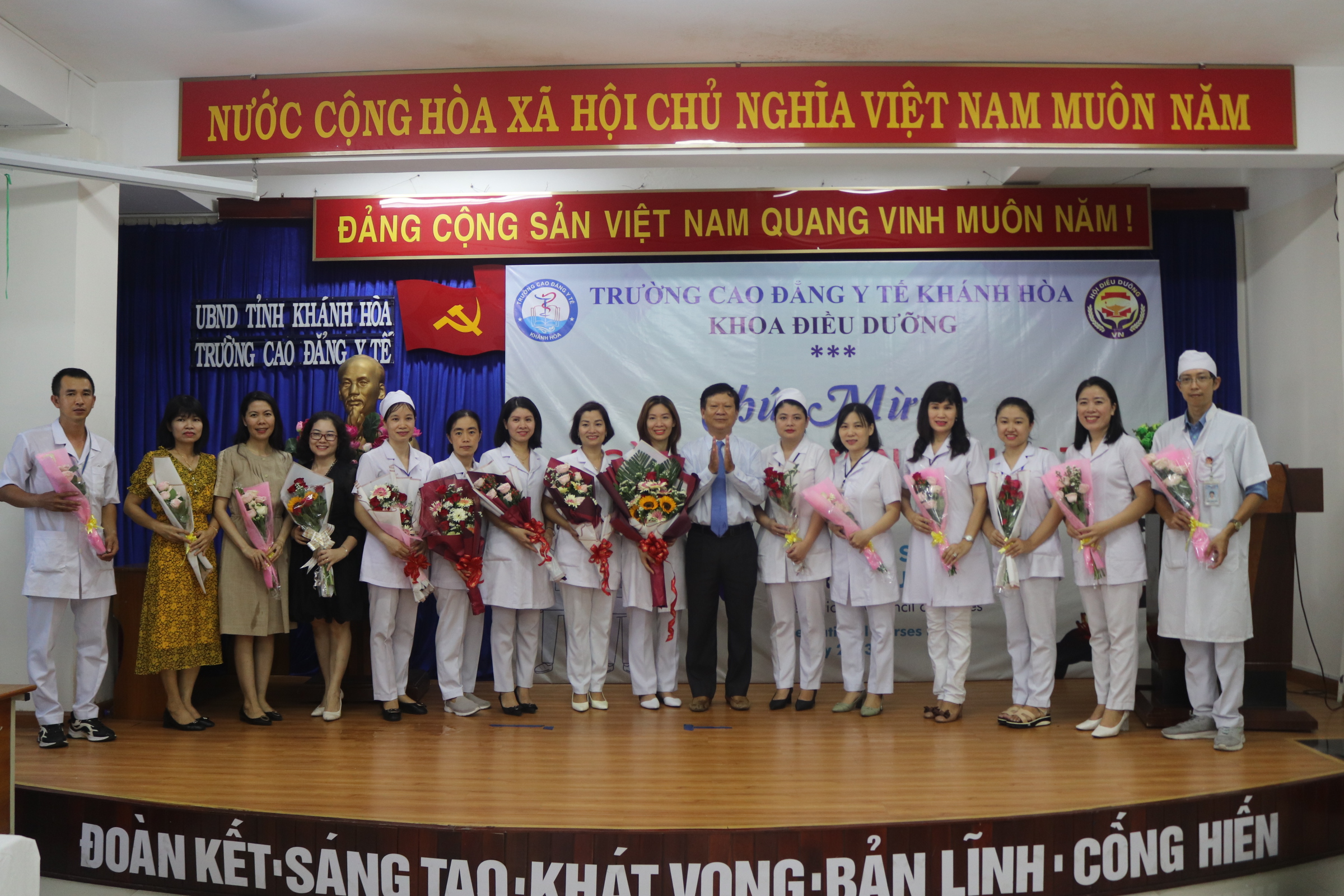 Trường Cao Đẳng Y tế Khánh Hòa kỷ niệm ngày Quốc tế điều dưỡng