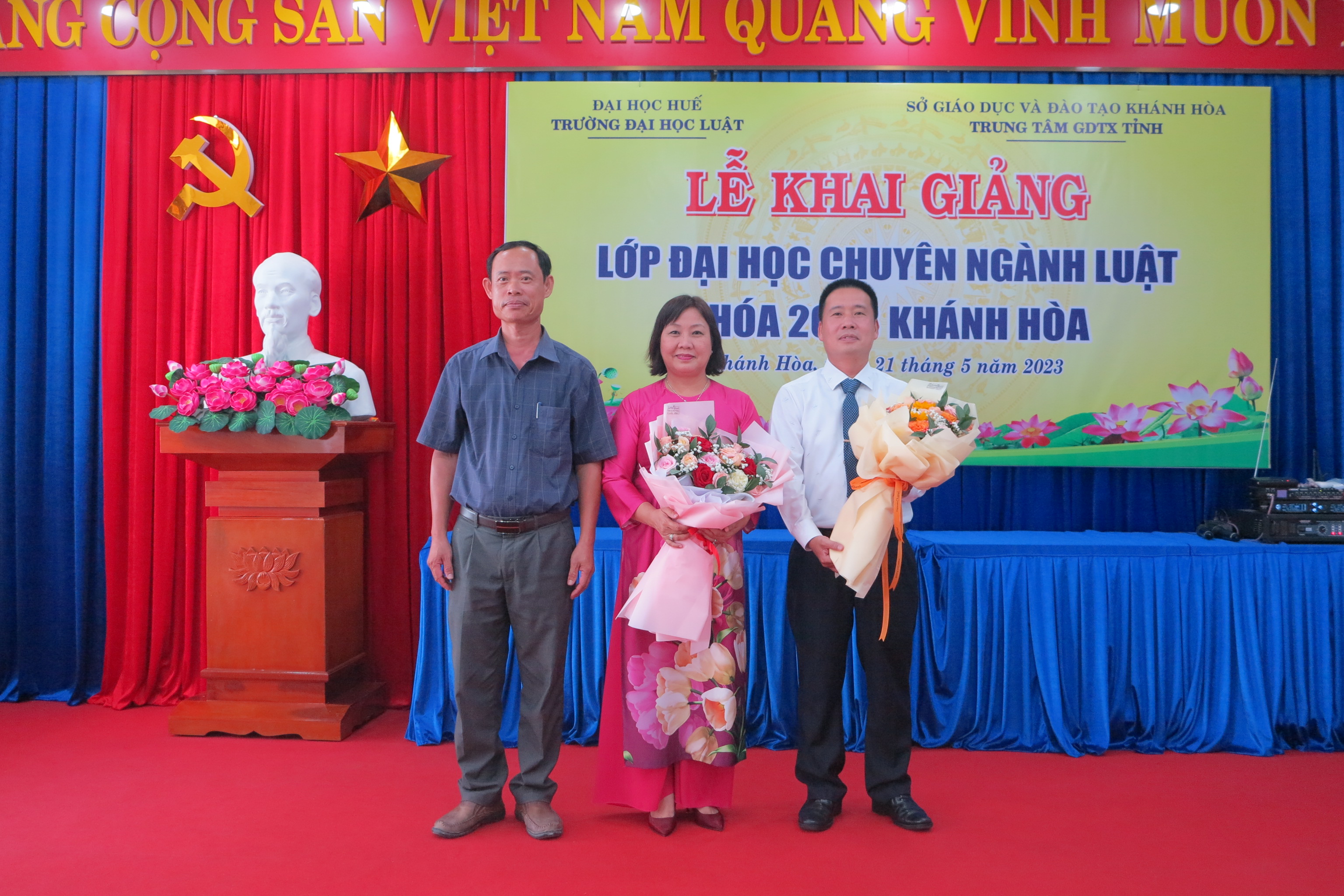 Trường Đại học Luật (Đại học Huế) và Trung tâm Giáo dục thường xuyên tỉnh Khánh Hòa: Khai giảng lớp đại học chuyên ngành luật khóa 2023