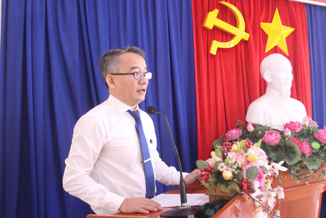 Ông Võ Chí Vương phát biểu khai mạc hội nghị tập huấn.