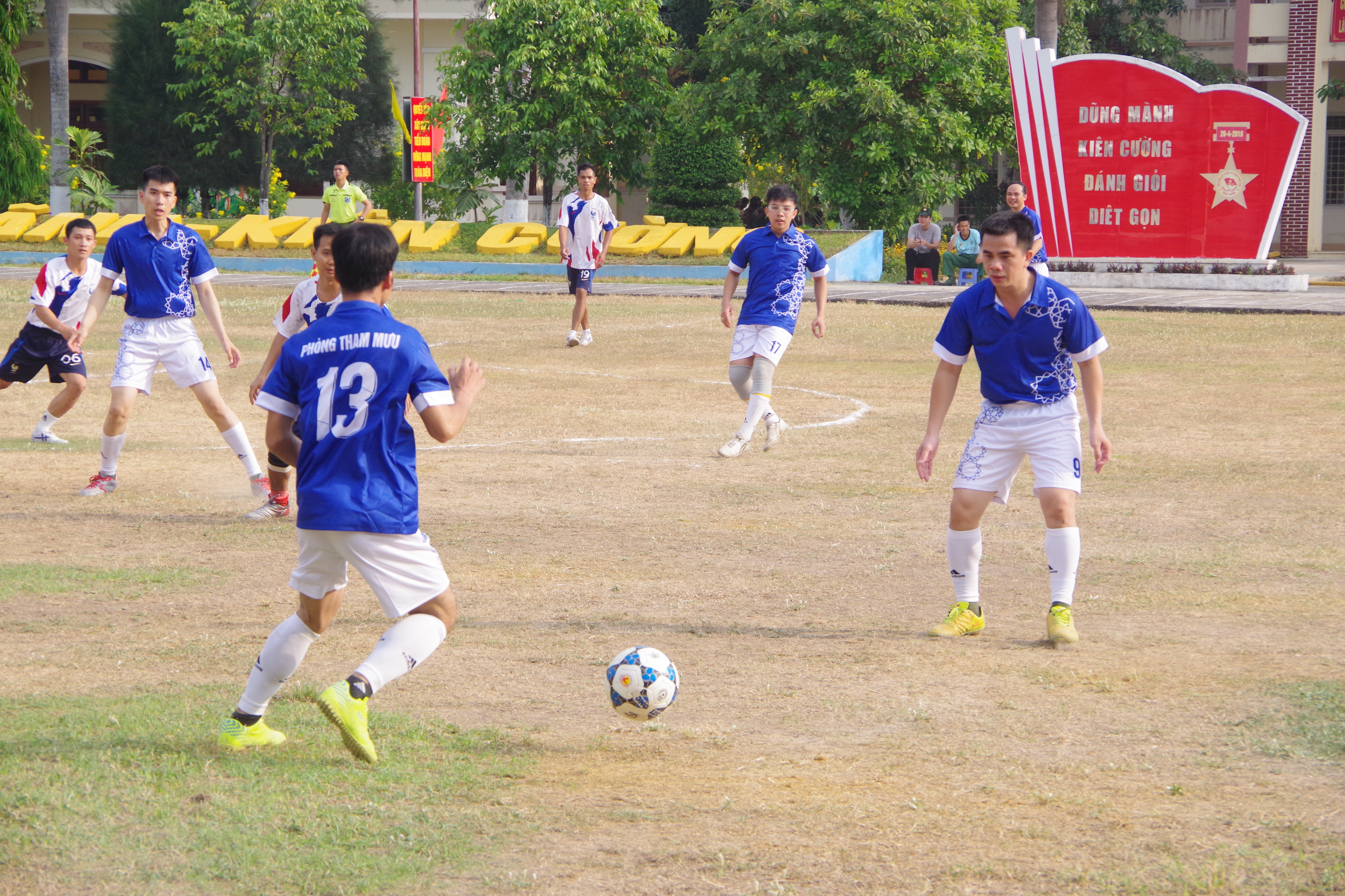 Bộ Chỉ huy Quân sự tỉnh Khánh Hòa: Tổ chức giải bóng đá kỷ niệm 69 năm chiến thắng Điện Biên Phủ
