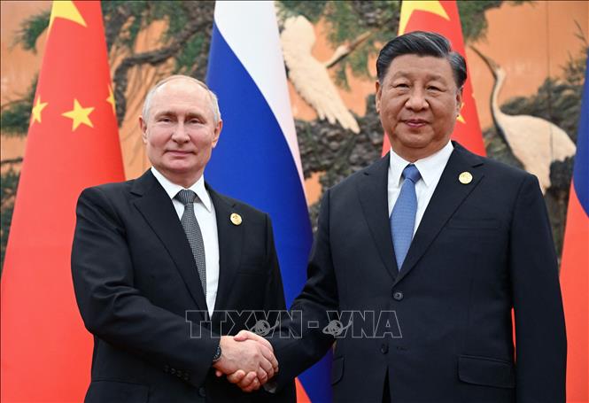 Chủ tịch Trung Quốc Tập Cận Bình (phải) và Tổng thống Nga Vladimir Putin tại cuộc hội đàm ở Bắc Kinh ngày 18/10/2023. Ảnh: AFP/TTXVN

