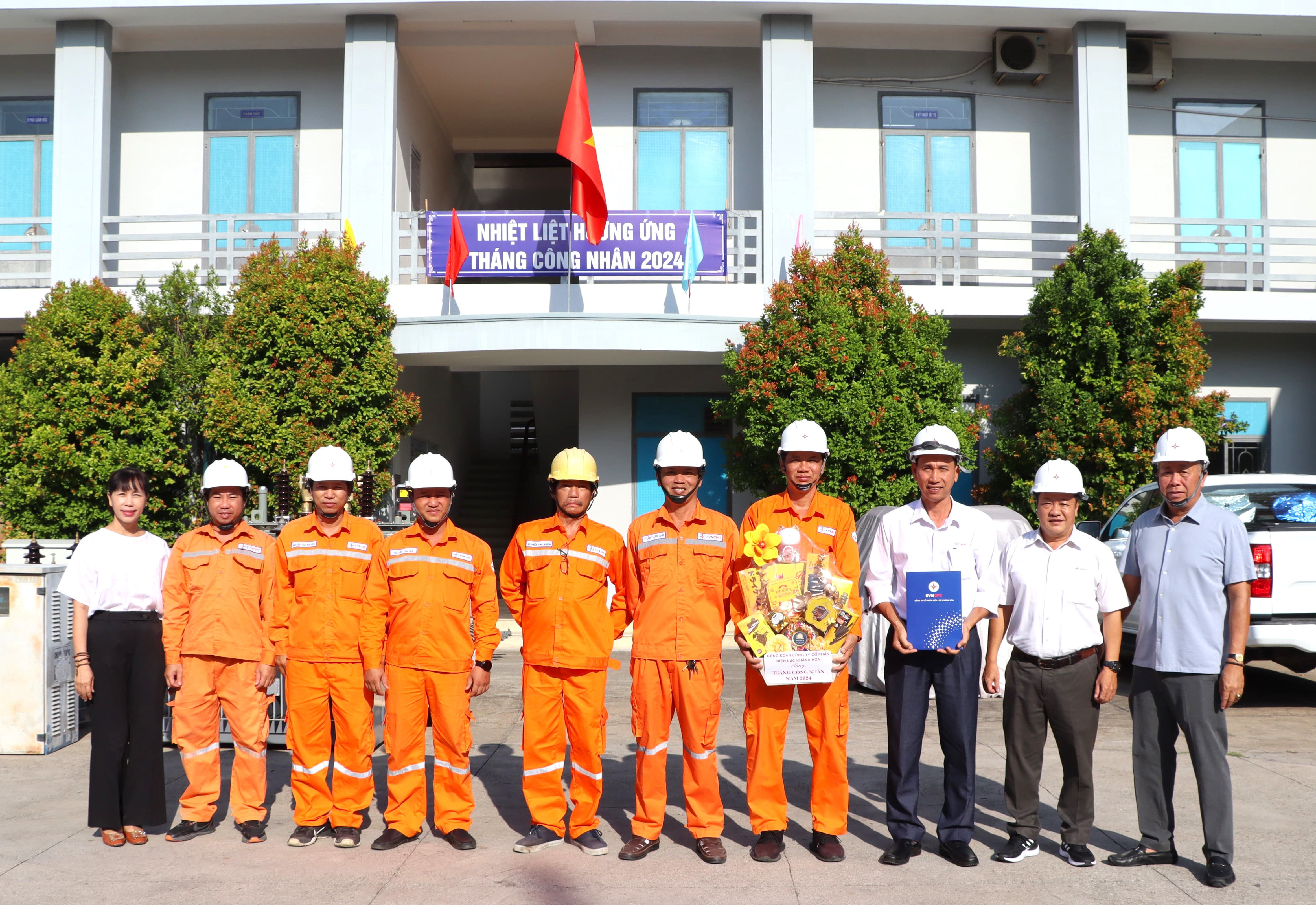 Công đoàn PC Khánh Hòa tổ chức nhiều hoạt động trong Tháng Công nhân