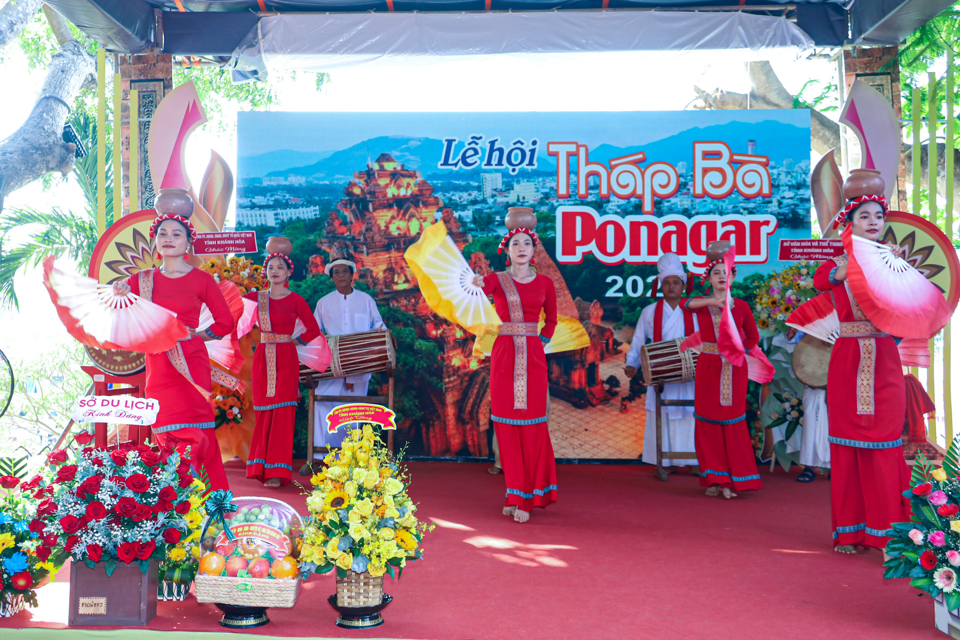 Cham women performing Cham dance

