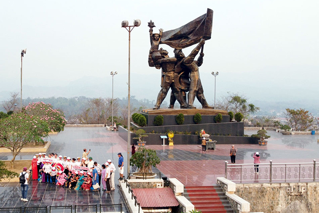 Điện Biên Phủ rực rỡ tên vàng