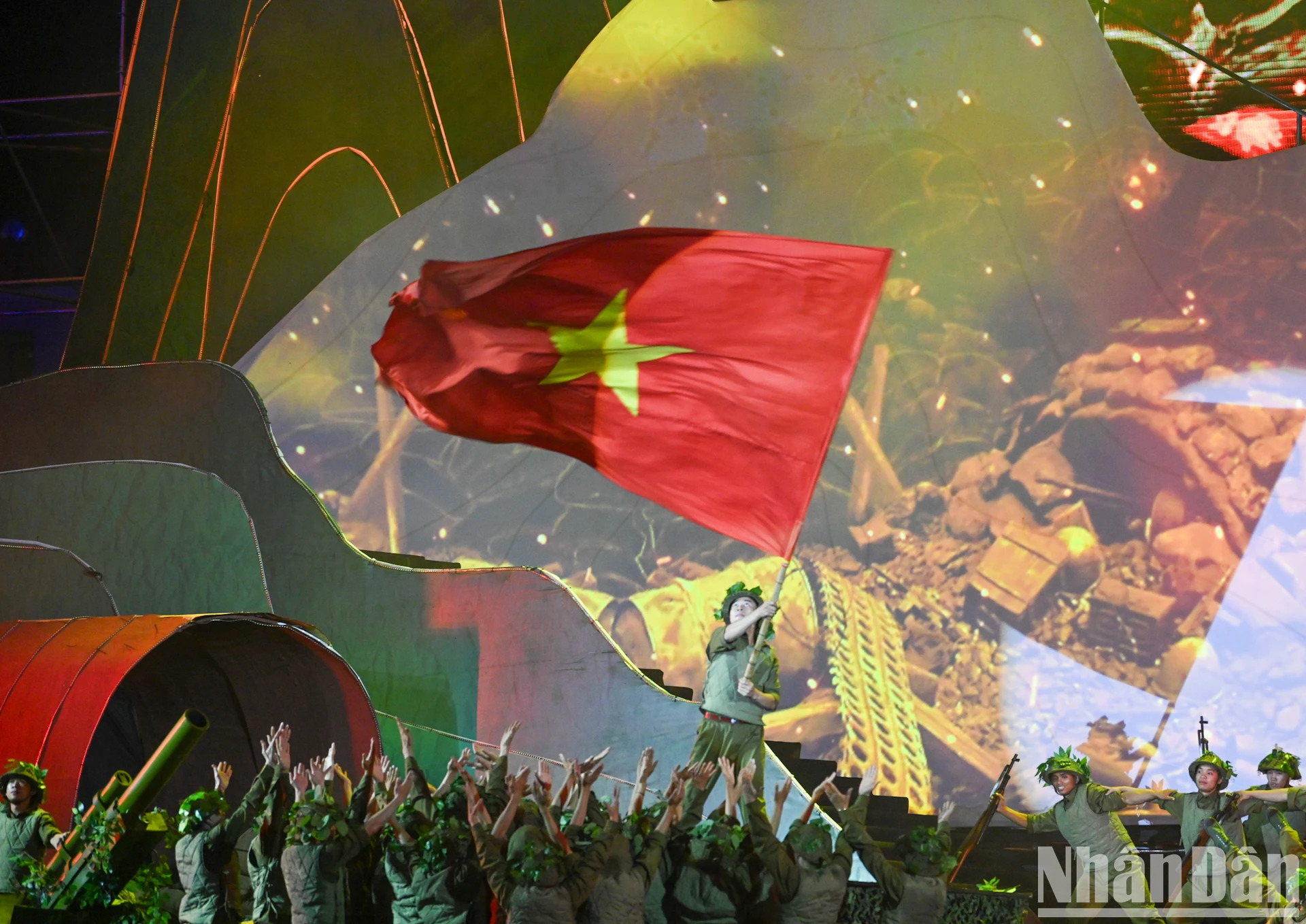 Toàn cảnh chương trình nghệ thuật Điện Biên Phủ - Mốc vàng lịch sử