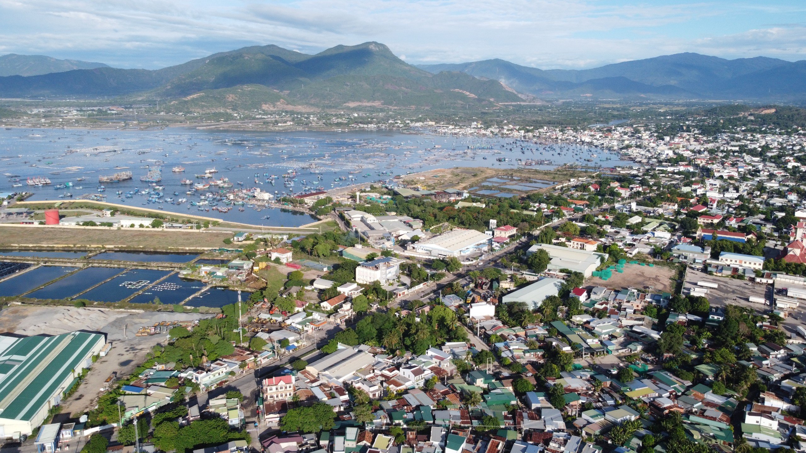 Phê duyệt kế hoạch tổ chức lập Chương trình phát triển đô thị TP. Cam Ranh