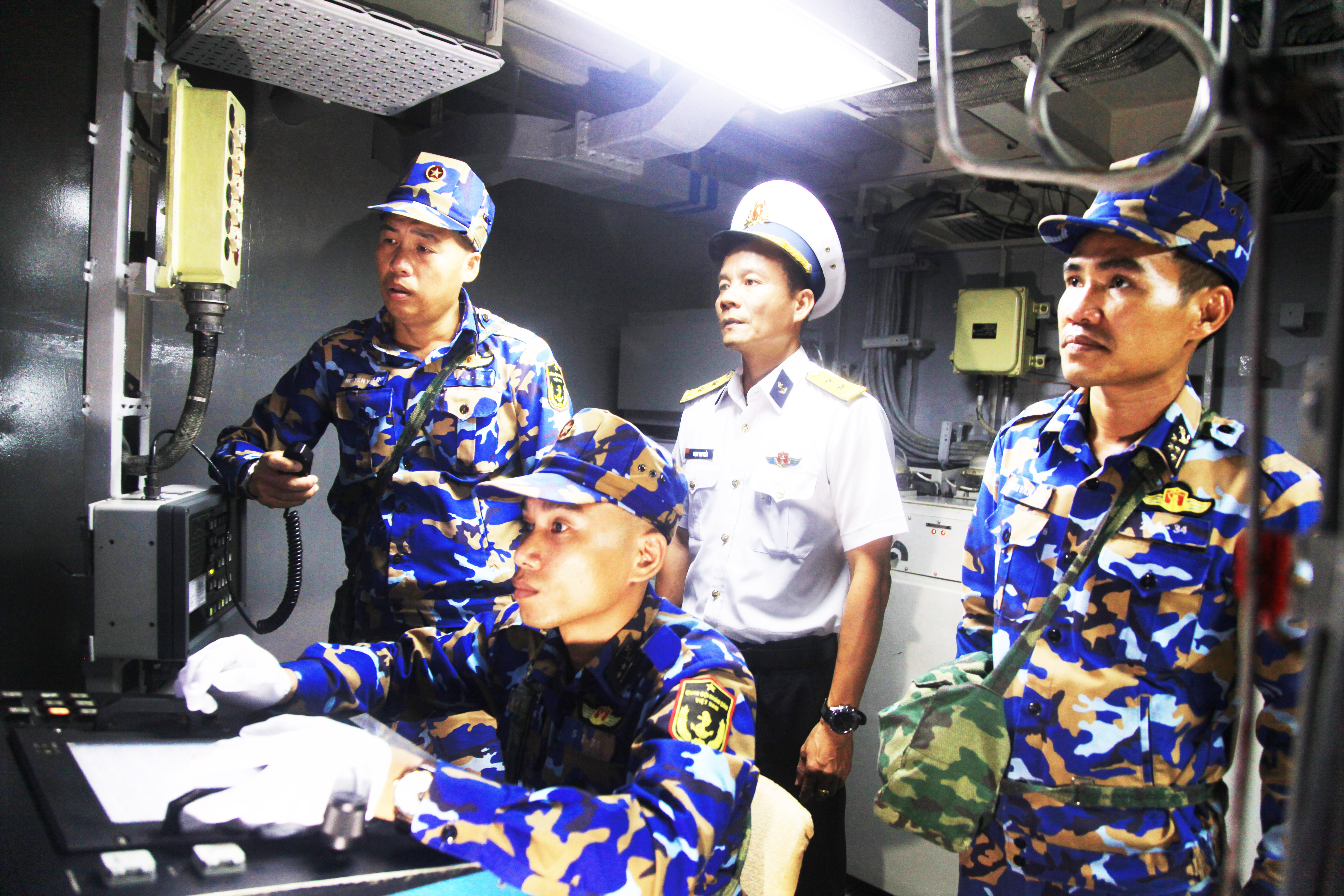 Lữ đoàn 162, Vùng 4 Hải quân kiểm tra kết thúc huấn luyện K2 tại bến