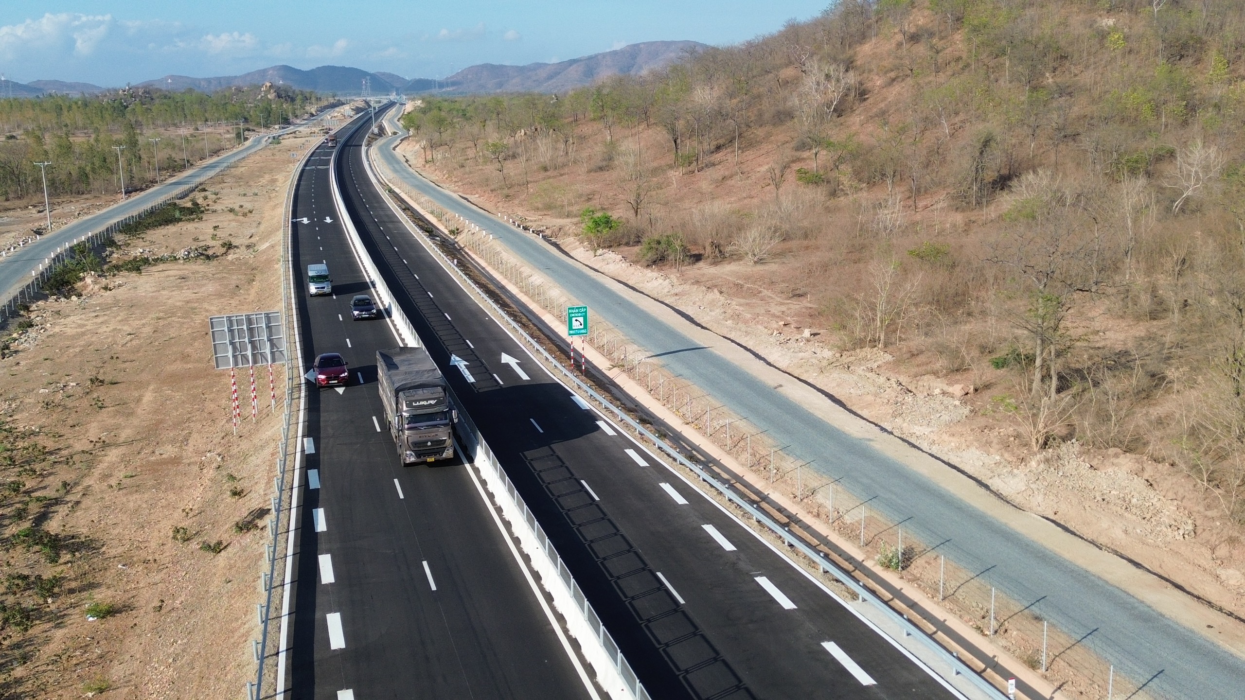 Cao tốc Cam Lâm - Vĩnh Hảo bắt đầu thu phí từ ngày 28-5