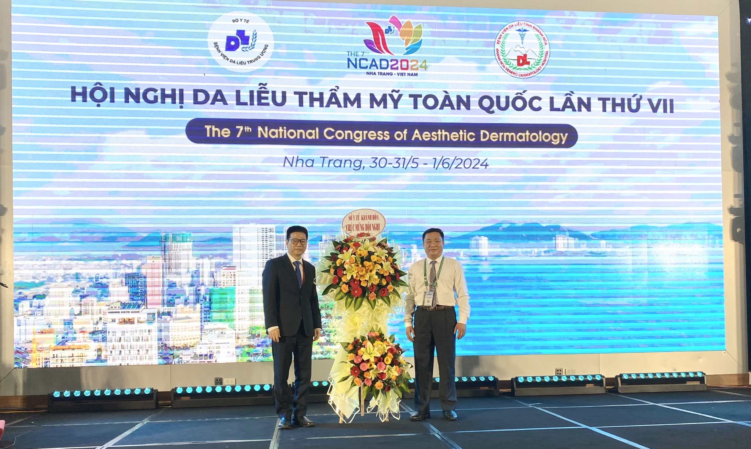 Hơn 1.500 y, bác sĩ, chuyên gia tham gia hội nghị Da liễu thẩm mỹ toàn quốc lần thứ VII