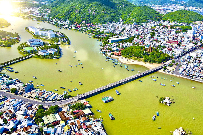 Phát động phong trào thi đua “Đô thị xanh - thông minh - bền vững”