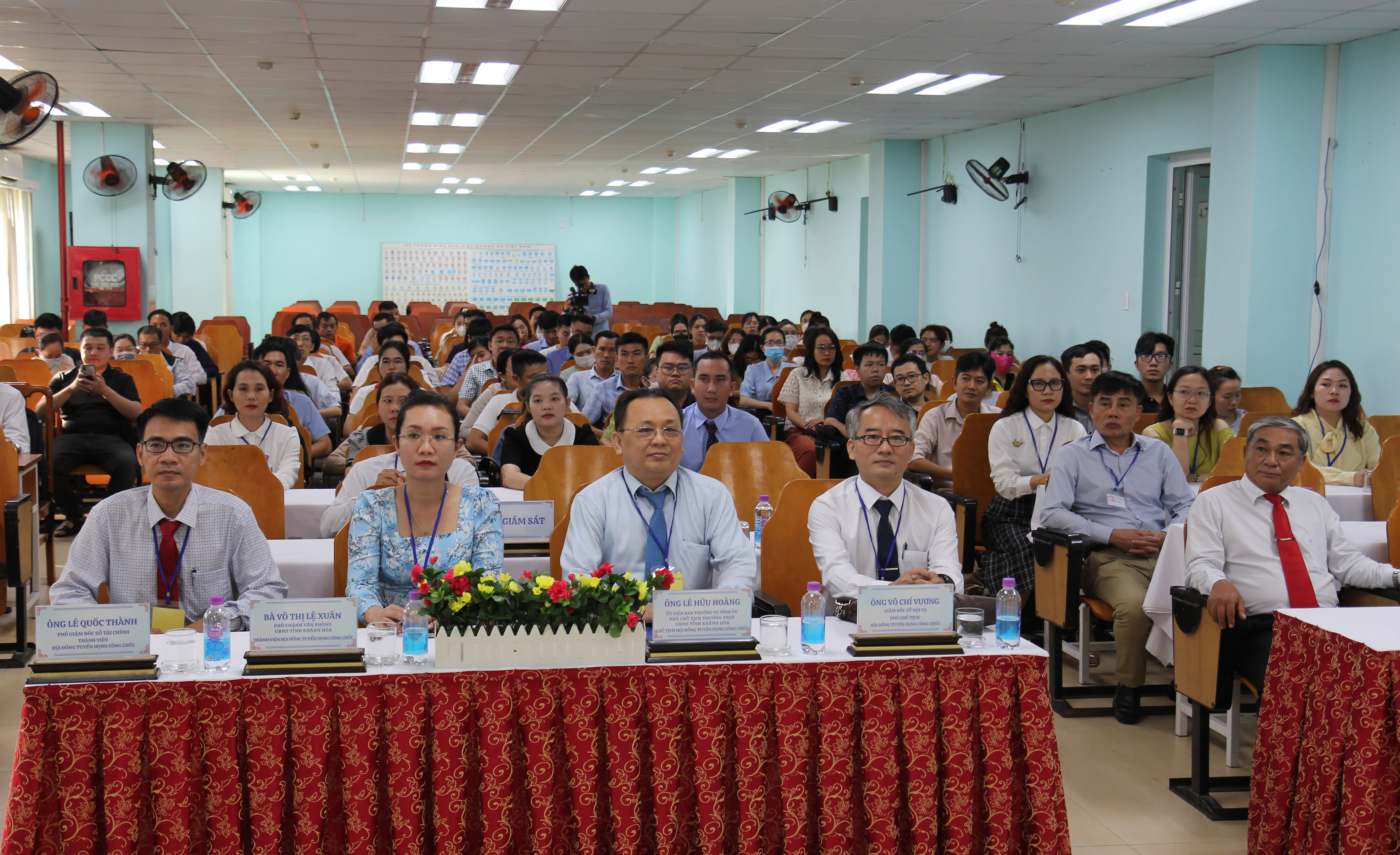 518 thí sinh tham gia thi tuyển công chức tỉnh