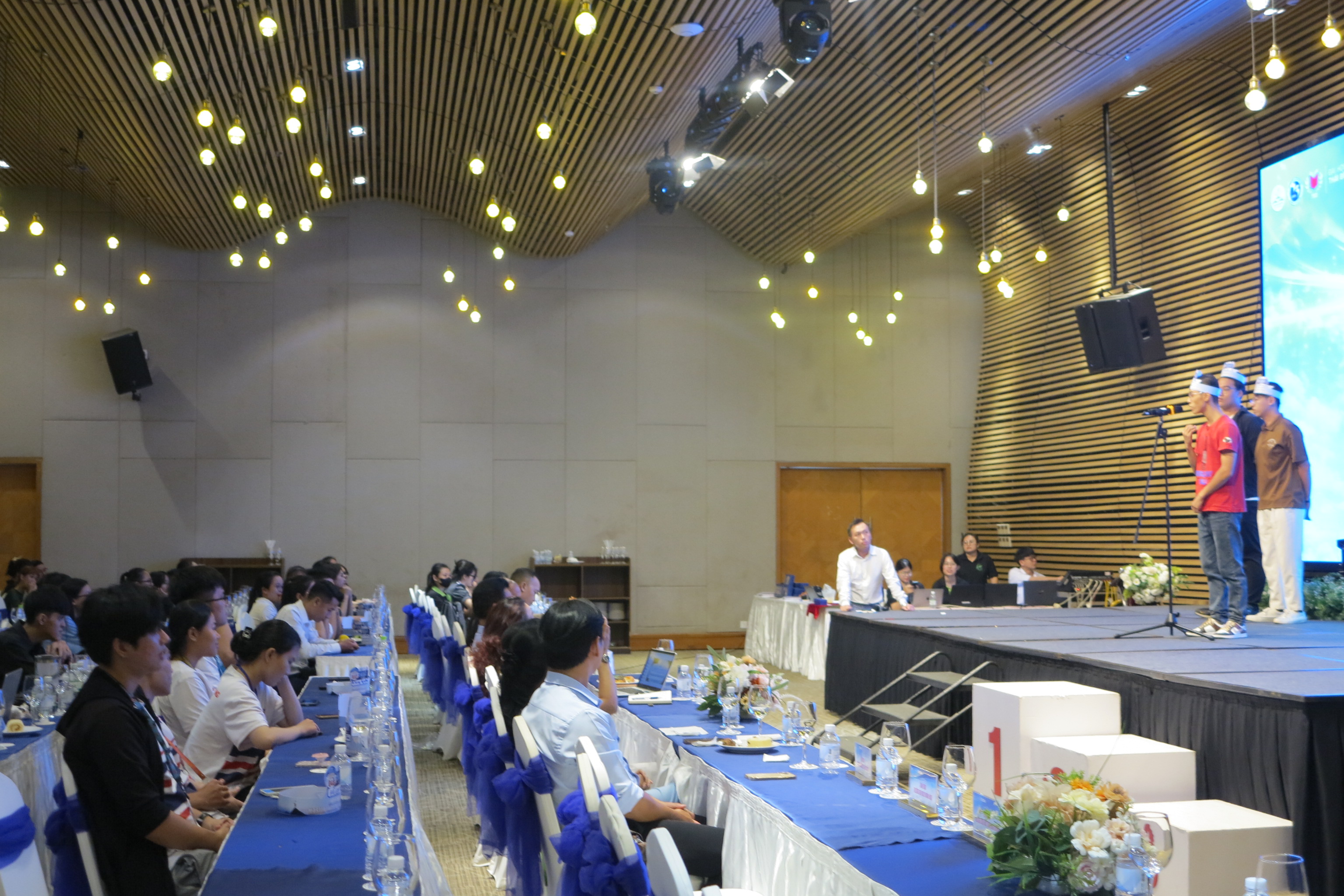 Cuộc thi “Master English – Master your life" dành cho sinh viên 3 trường đại học ở Khánh Hòa