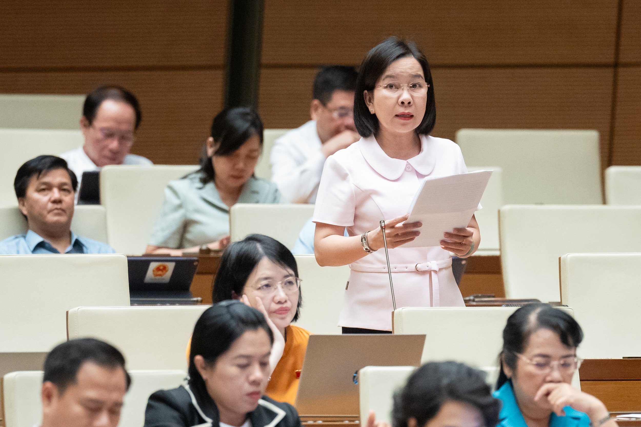 Quốc hội thảo luận về một số nội dung còn ý kiến khác nhau của dự thảo Luật Bảo hiểm xã hội (sửa đổi)