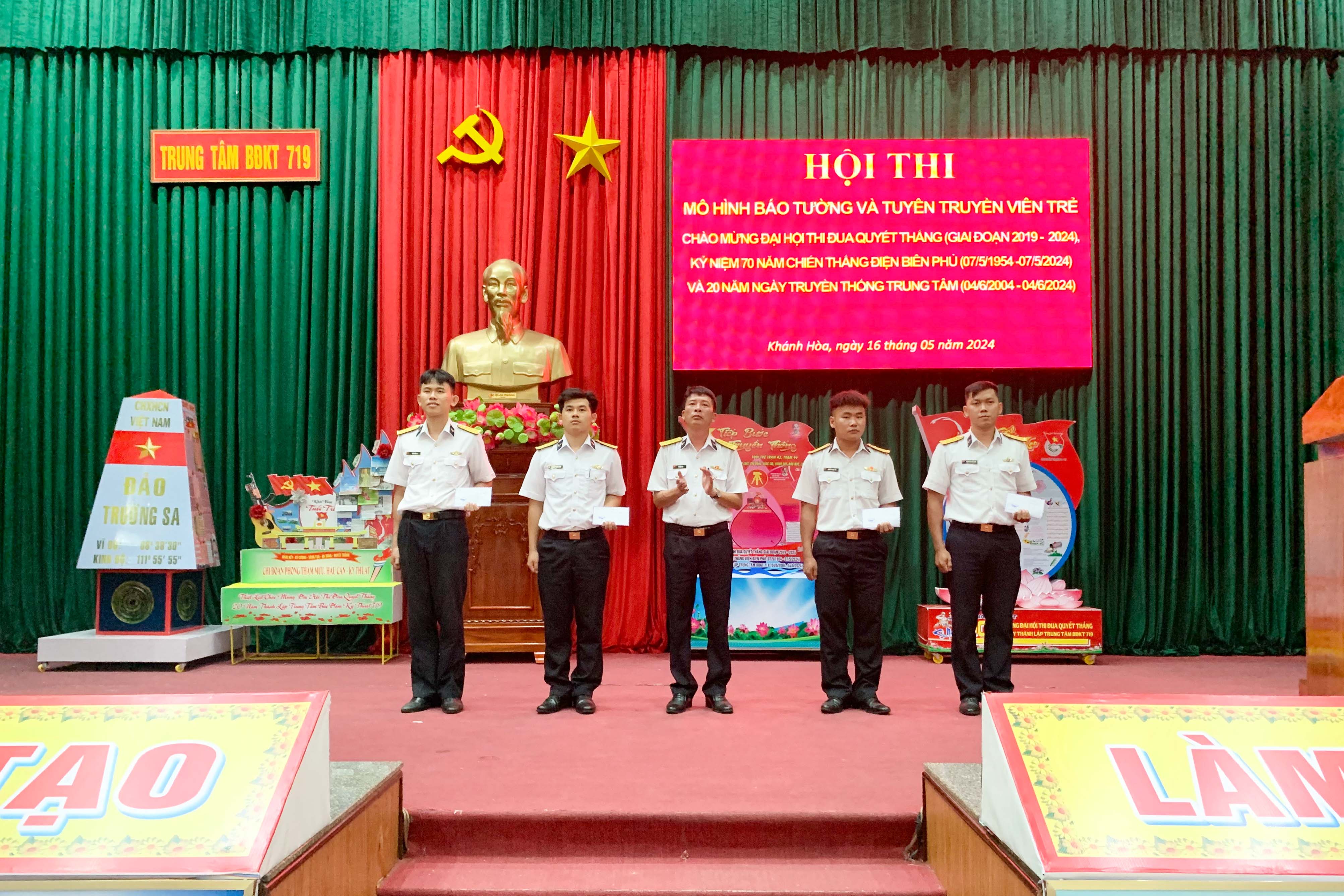 Trung tâm Bảo đảm kỹ thuật 719: Tổ chức hội thi báo tường và tuyên truyền viên trẻ