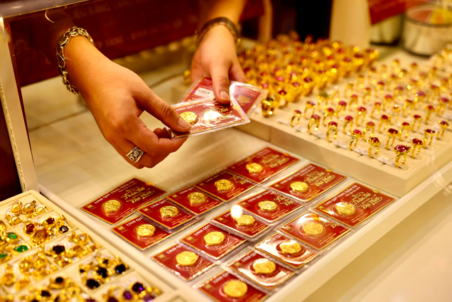 Giá vàng giảm 1 triệu đồng/lượng trước phiên đấu thầu