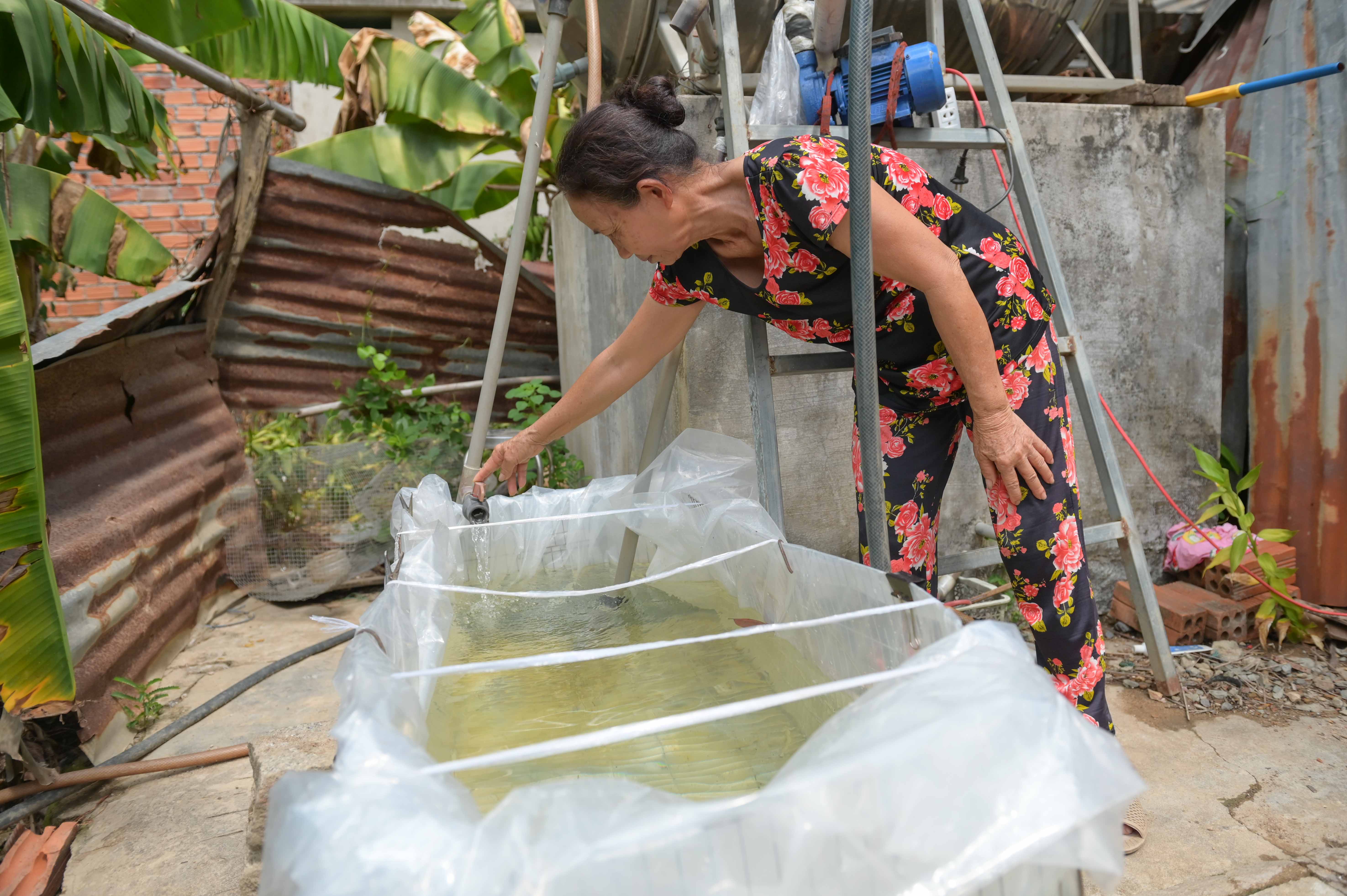 Xã Sông Cầu: Người dân thiếu nước sinh hoạt