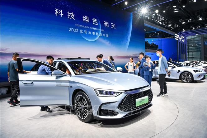 Mẫu xe điện tại triển lãm ô tô ở tỉnh Quảng Đông, Trung Quốc ngày 16/6/2023.