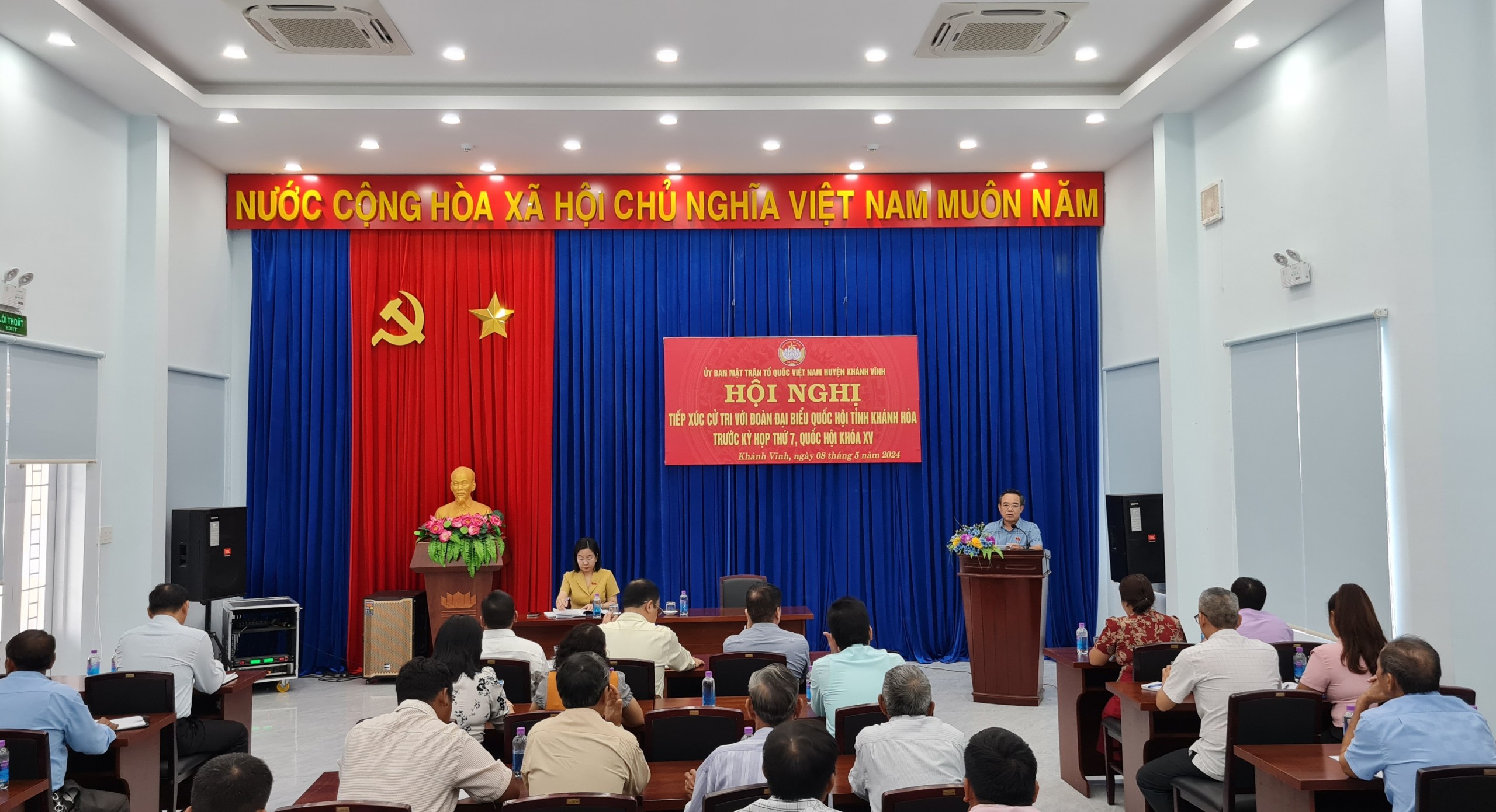 Đại biểu Quốc hội tỉnh Khánh Hòa tiếp xúc cử tri huyện Khánh Vĩnh