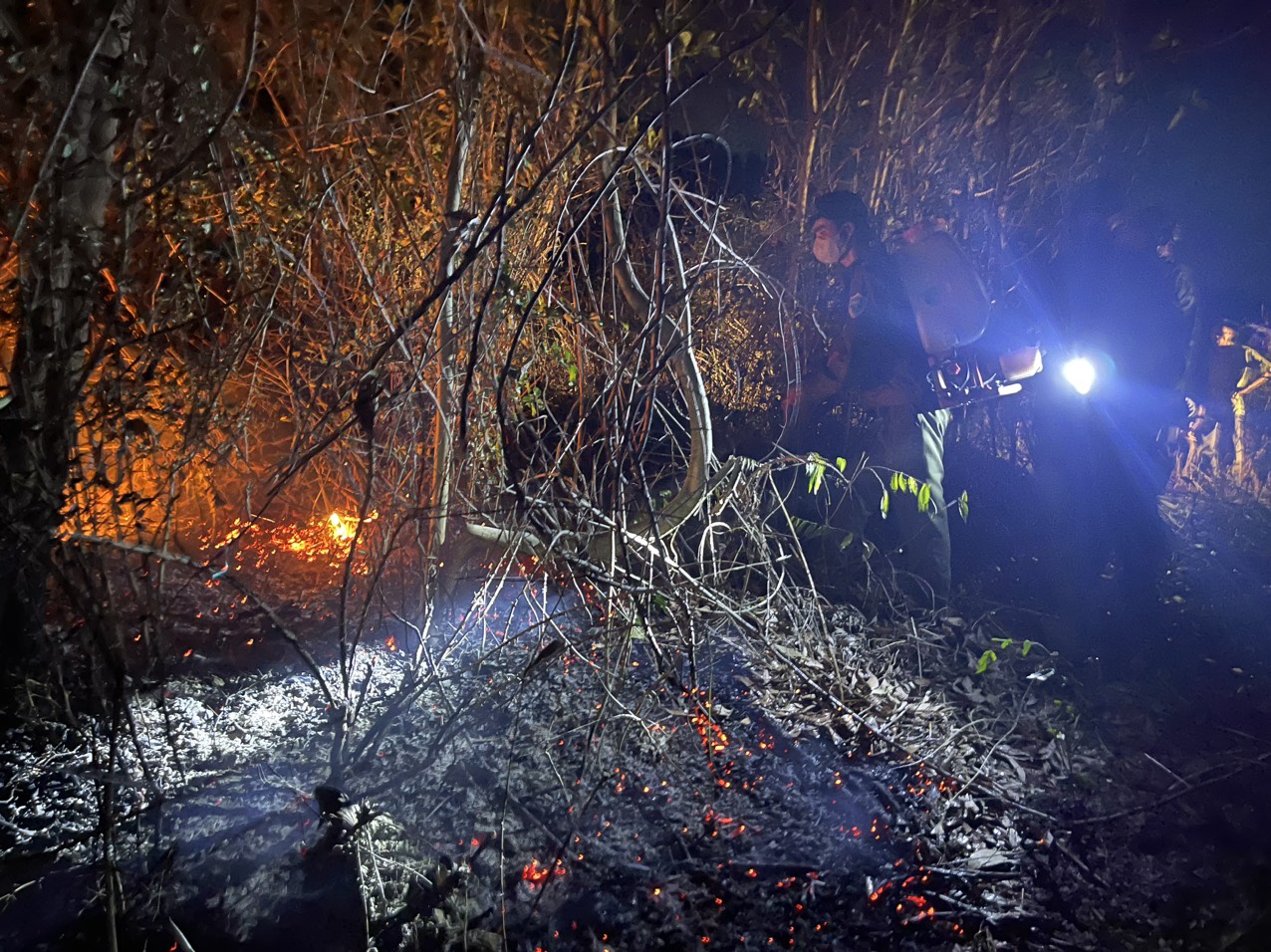 UBND tỉnh Khánh Hòa chỉ đạo không để đám cháy tại Ninh Sơn bùng phát lại