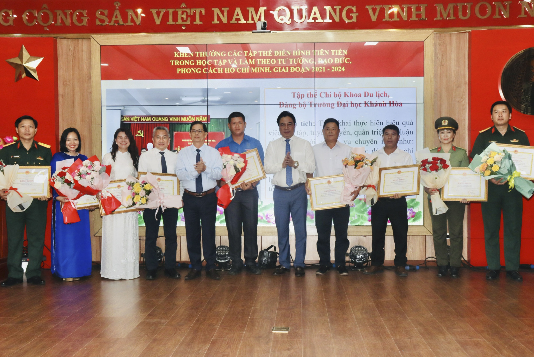 Hội nghị sơ kết 3 năm triển khai thực hiện Kết luận số 01 của Bộ Chính trị về đẩy mạnh học tập và làm theo tư tưởng, đạo đức, phong cách Hồ Chí Minh