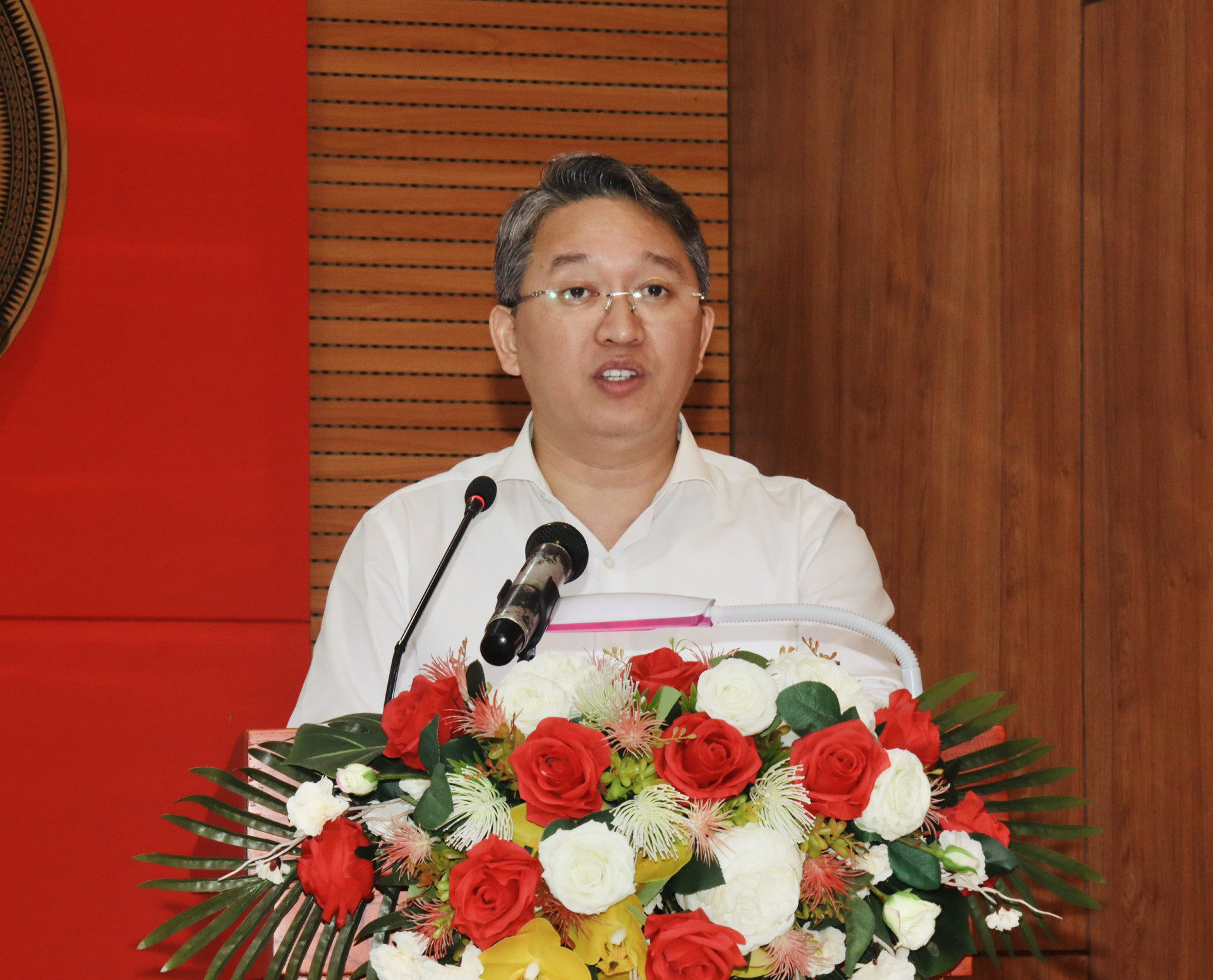 Bí thư Tỉnh ủy Nguyễn Hải Ninh phát biểu kết luận hội nghị