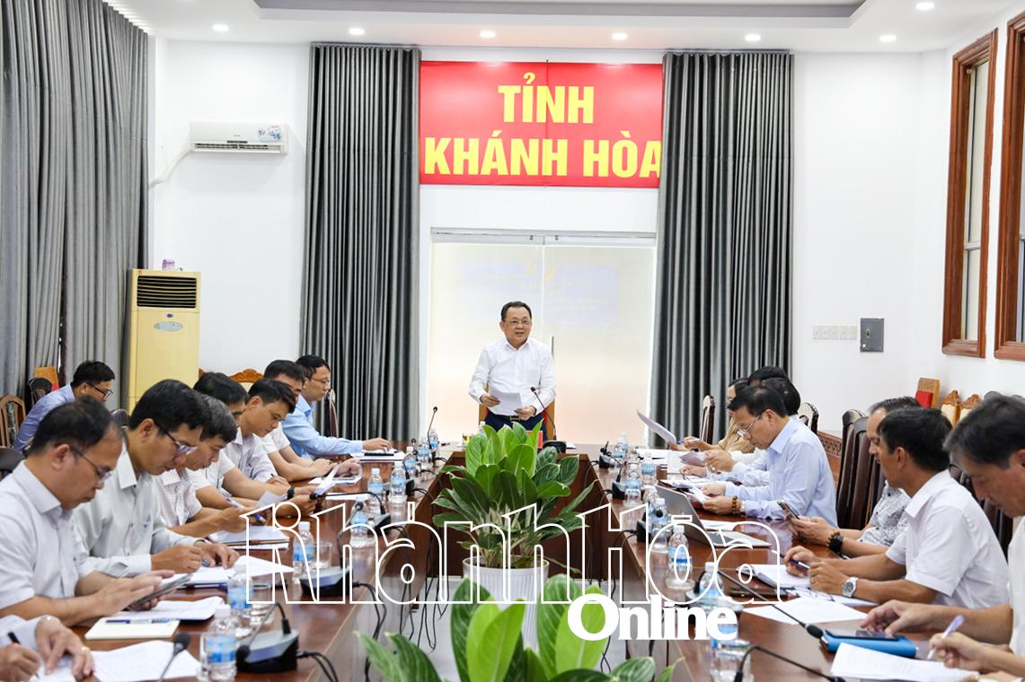 Đồng chí Lê Hữu Hoàng kết luận cuộc họp với các sở, ban, ngành về phương án sắp xếp trụ sở làm việc các cơ quan khối chính quyền khi sáp nhập tỉnh.