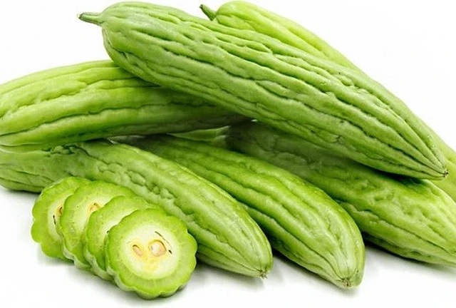 Mướp đắng có nhiều công dụng tốt, thanh nhiệt trong mùa hè.