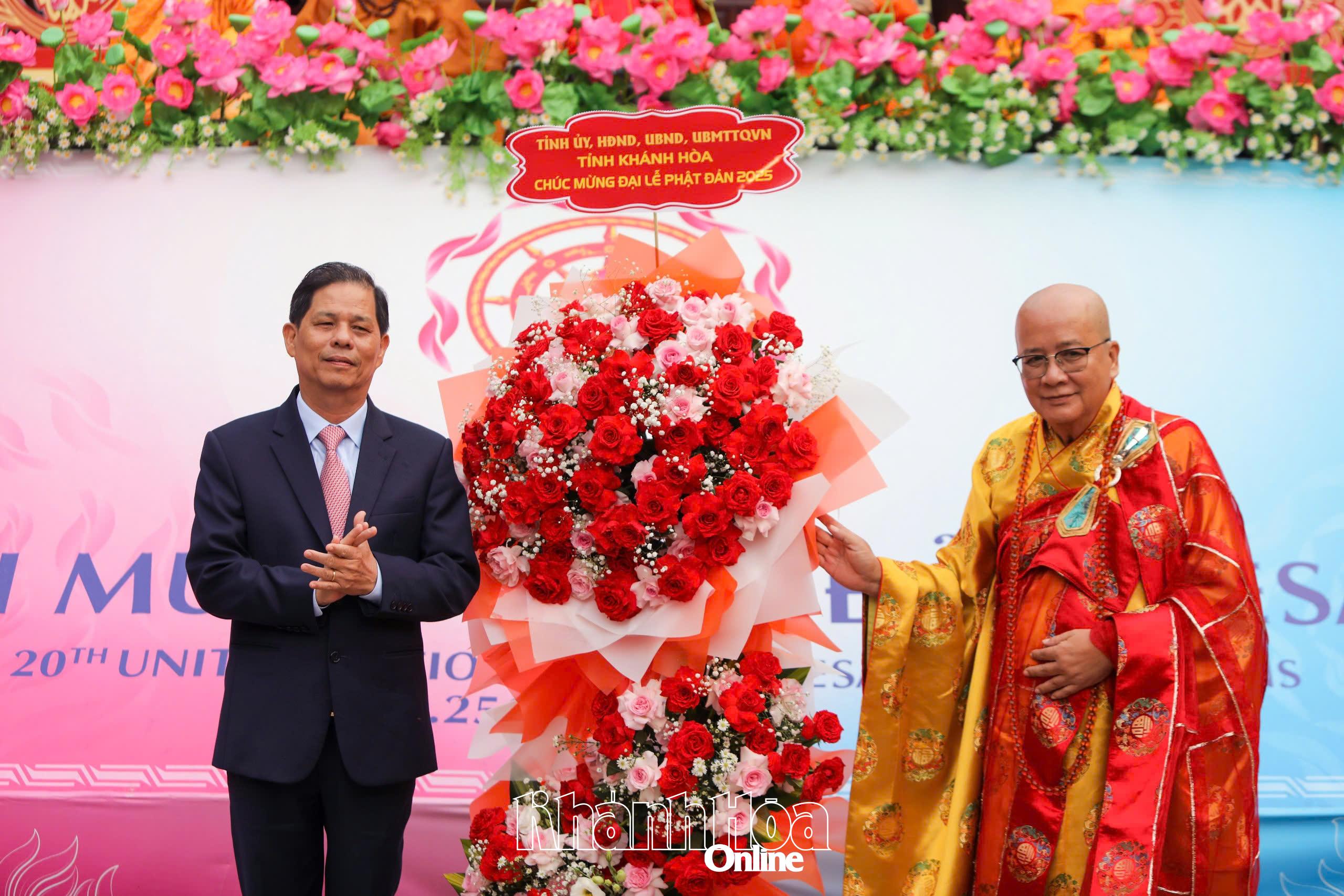 Trang nghiêm Đại lễ Phật đản Vesak 2025 - Phật lịch 2569