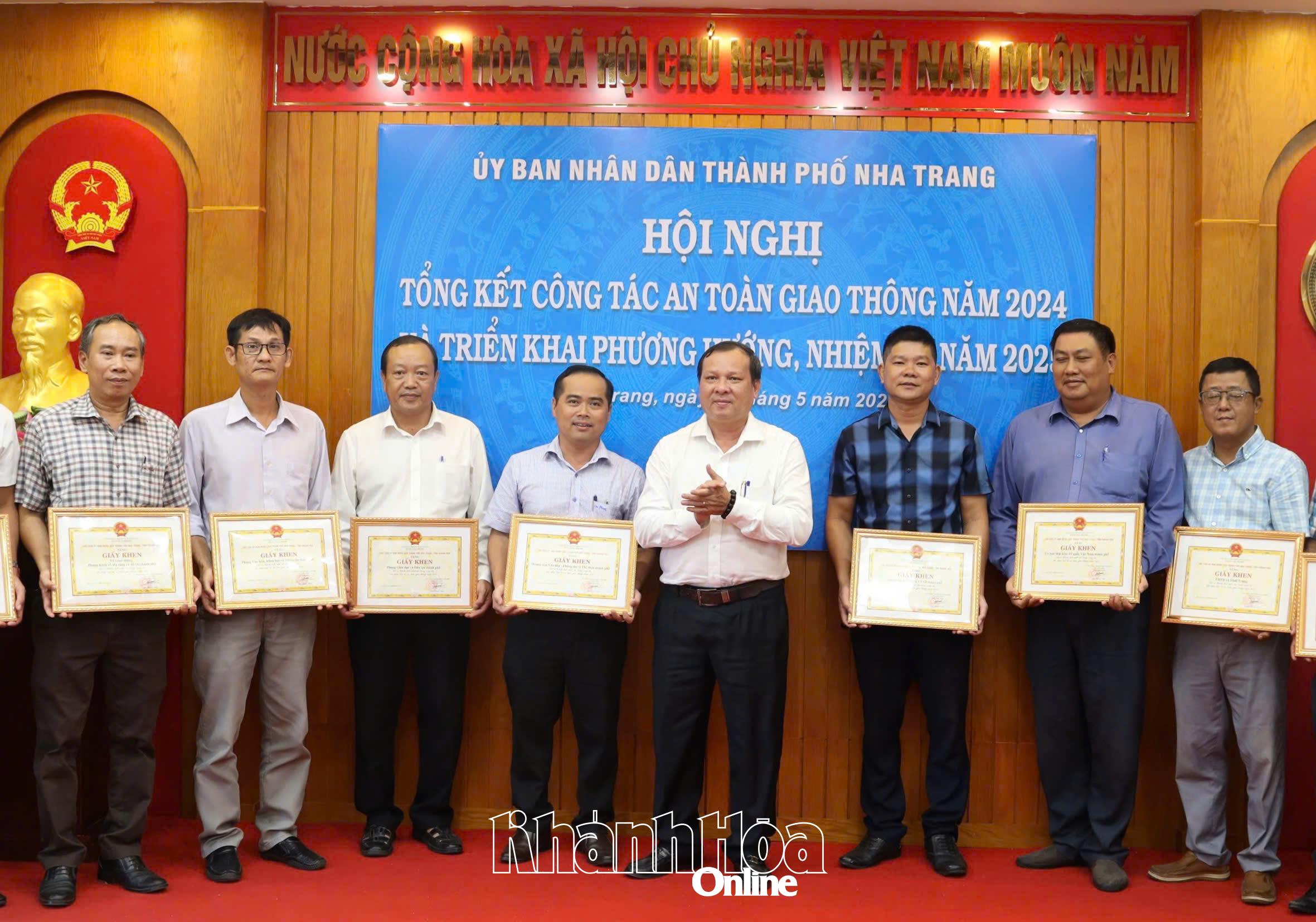 Nha Trang tiếp tục triển khai các giải pháp đảm bảo trật tự an toàn giao thông 