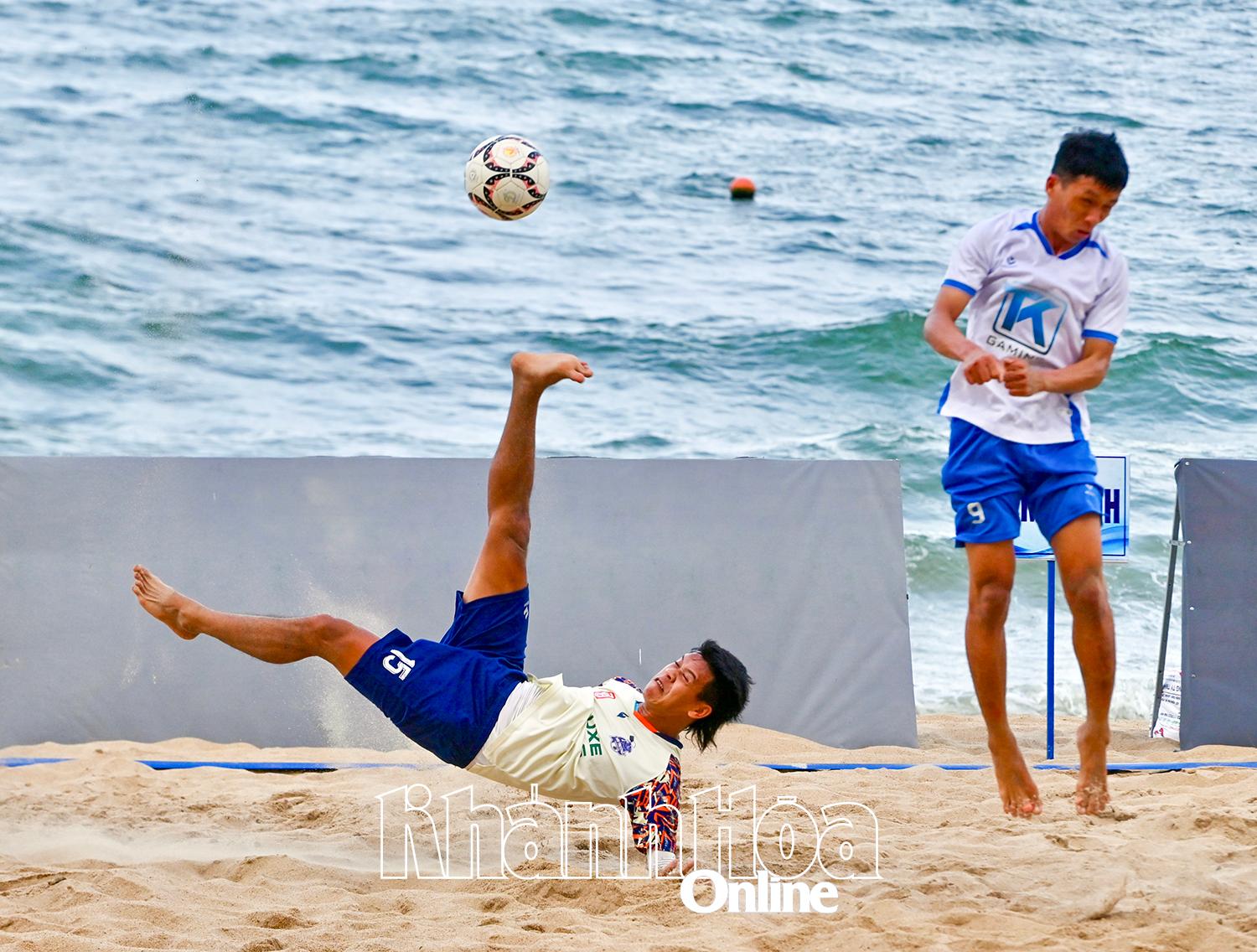 A player performing bicycle kick at the tournament