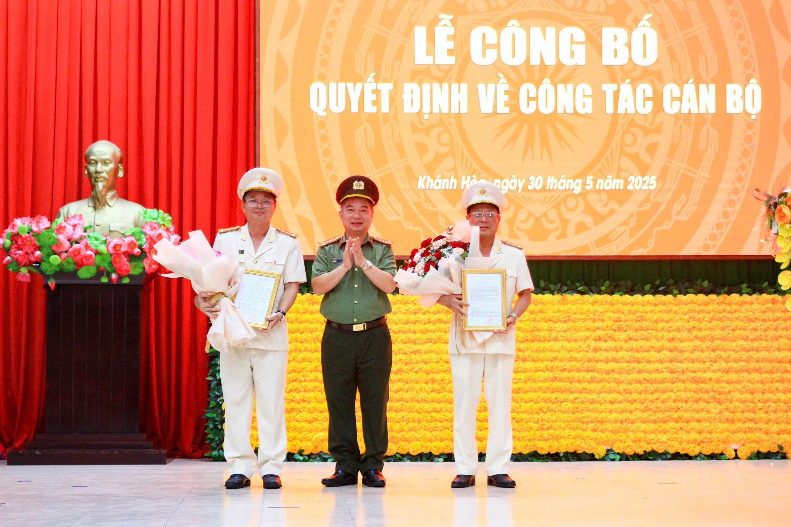 Công an tỉnh Khánh Hòa công bố quyết định về công tác cán bộ