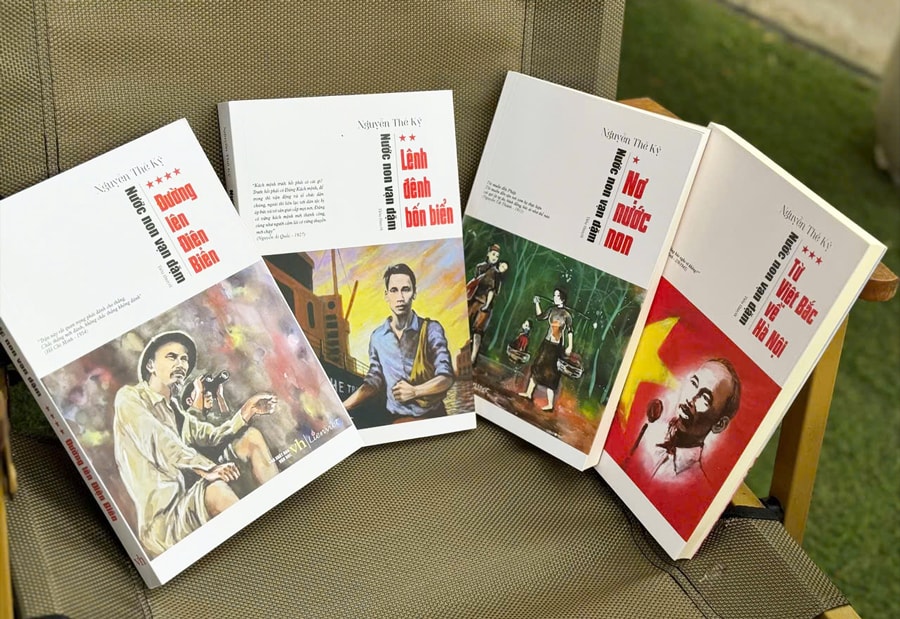 “Vẽ” chân dung Bác Hồ bằng ngôn ngữ văn học