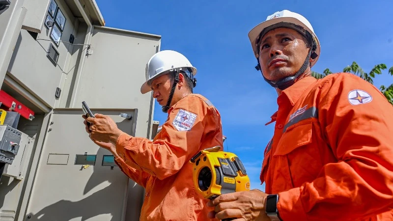 Điều chỉnh giá bán lẻ điện bình quân tăng 4,8% từ ngày 10/5