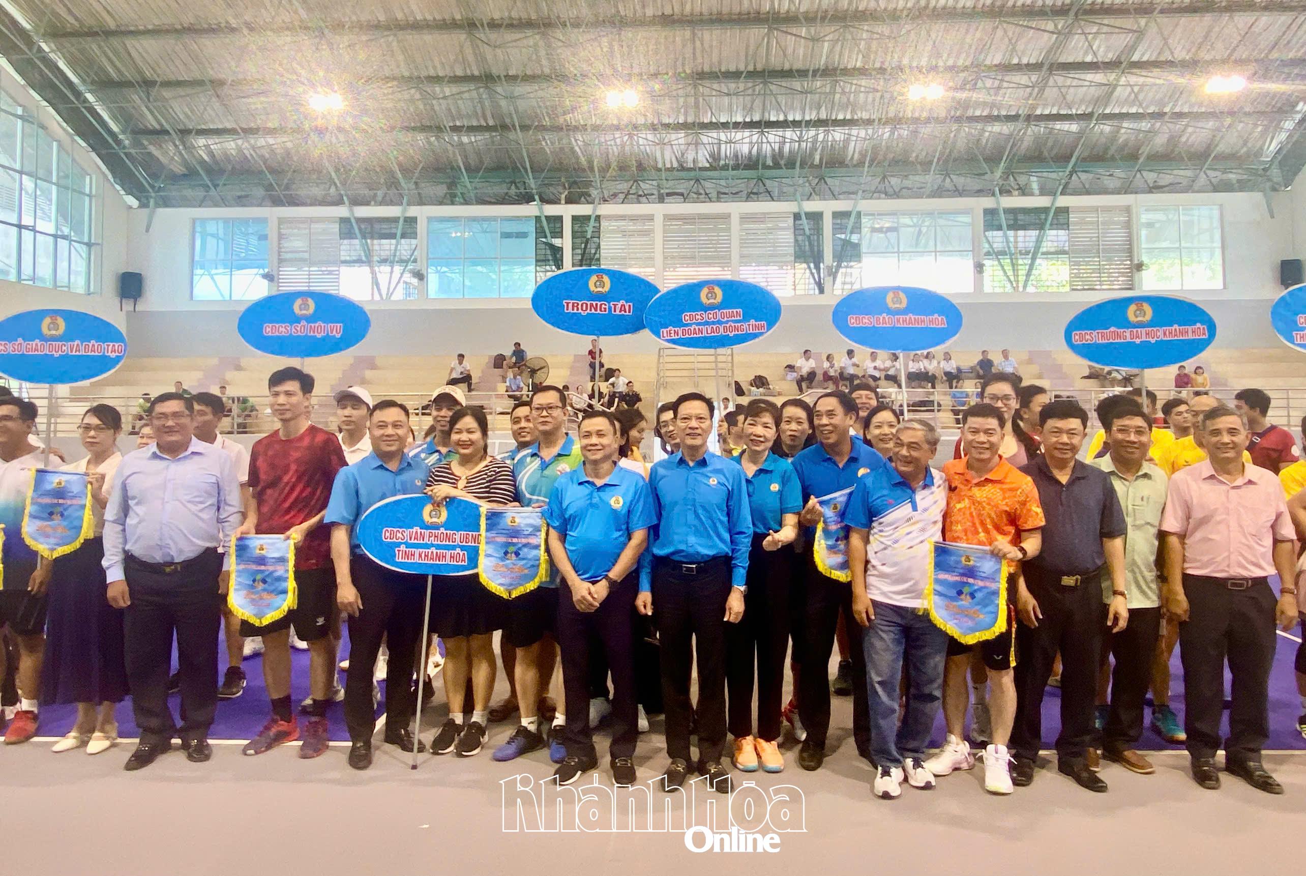 Hơn 100 vận động viên tranh tài tại giải Pickleball Công đoàn Khối Đảng và Chính quyền