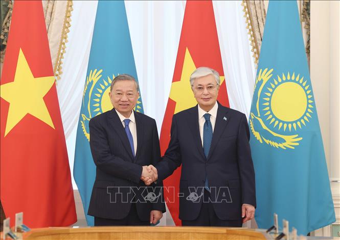 Nâng cấp quan hệ Việt Nam – Kazakhstan lên Đối tác chiến lược
