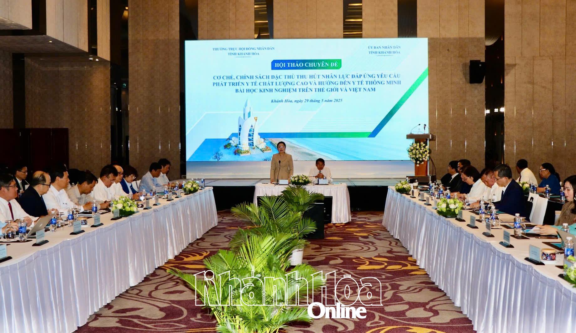 Hội thảo chuyên đề cơ chế chính sách đặc thù thu hút nhân lực phát triển y tế chất lượng cao và hướng đến hệ thống y tế thông minh