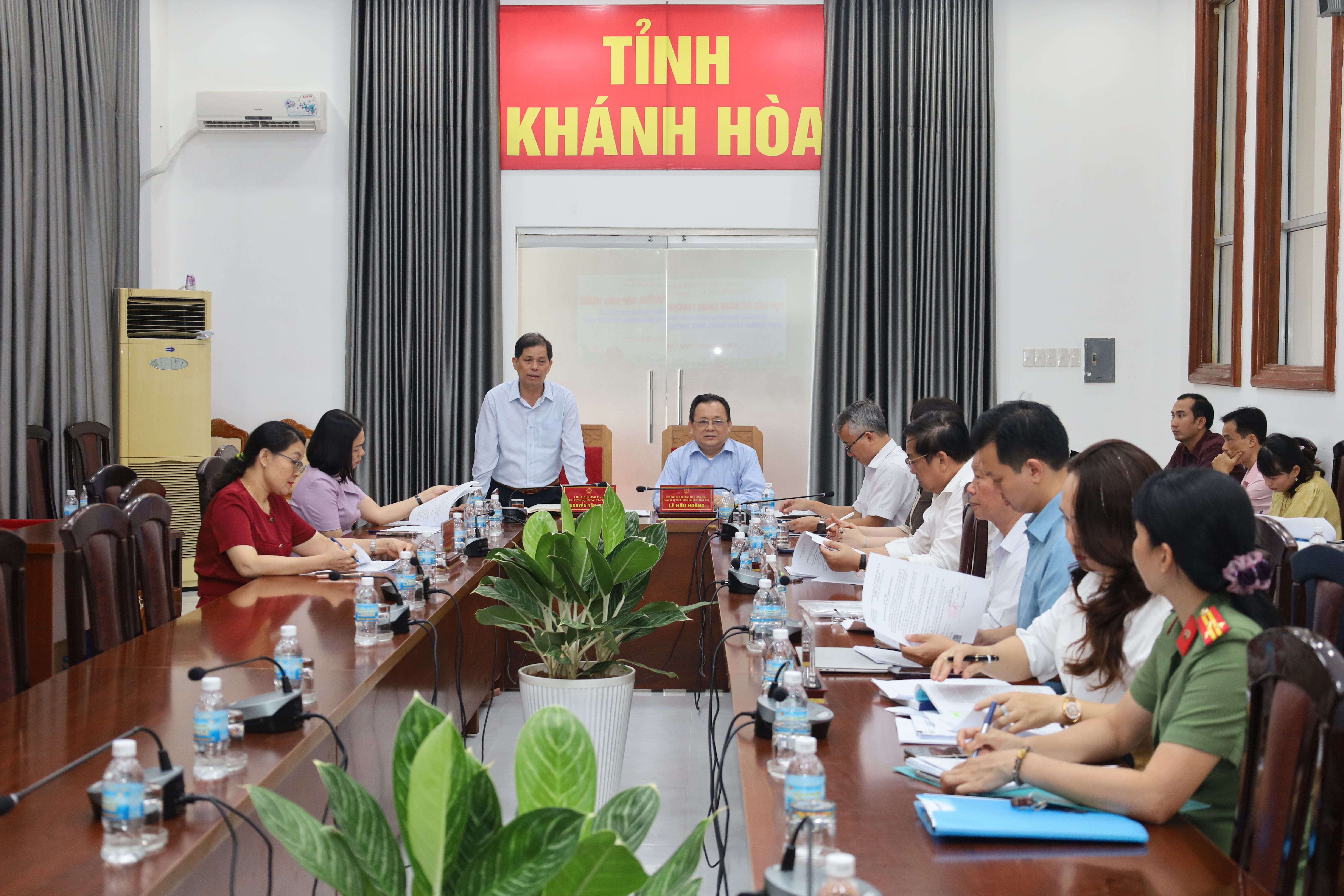 Thống nhất đề nghị khen thưởng cấp Nhà nước một số tập thể, cá nhân