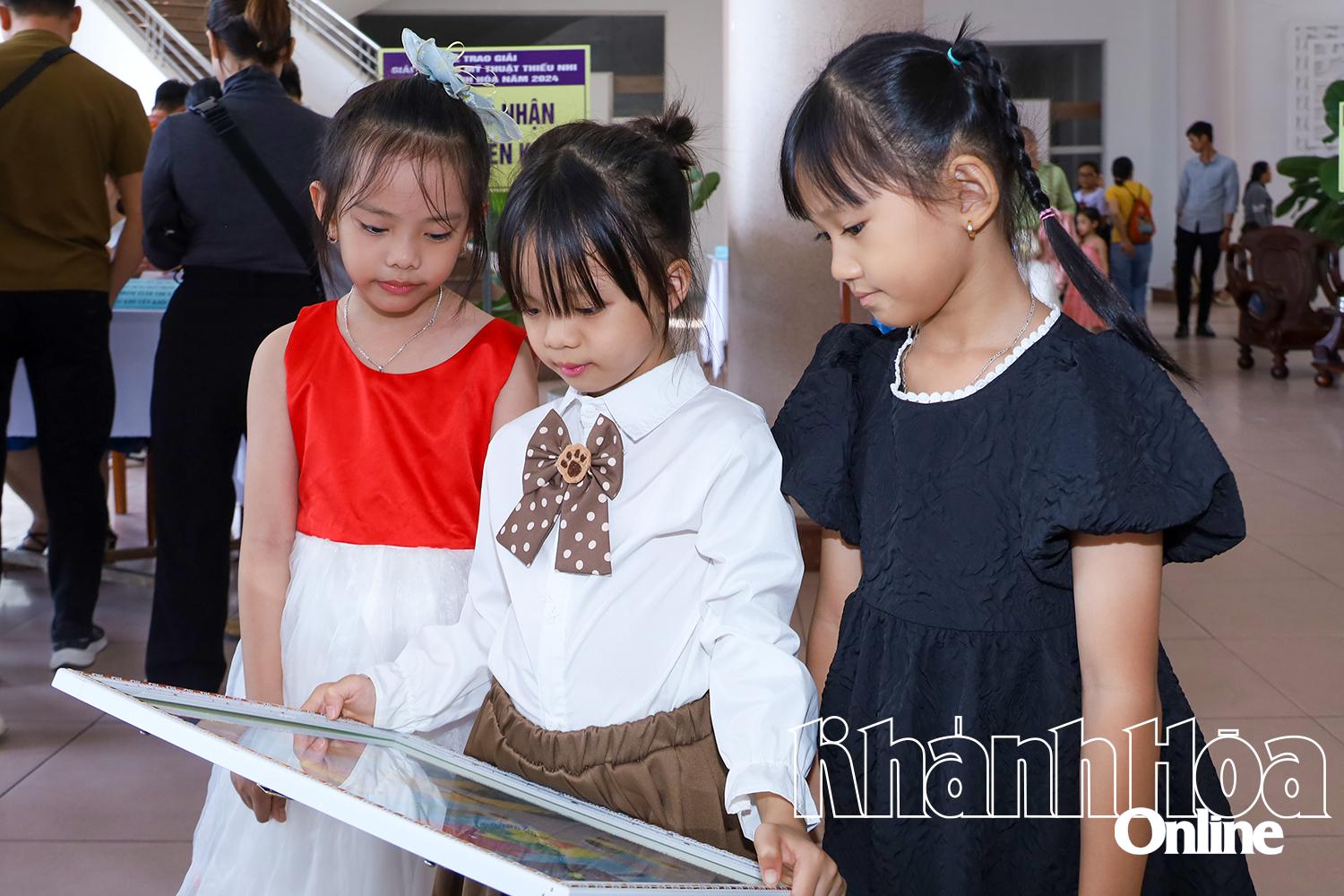 375 tác phẩm đạt giải tại cuộc thi Giải thưởng Mỹ thuật thiếu nhi tỉnh Khánh Hòa năm 2025