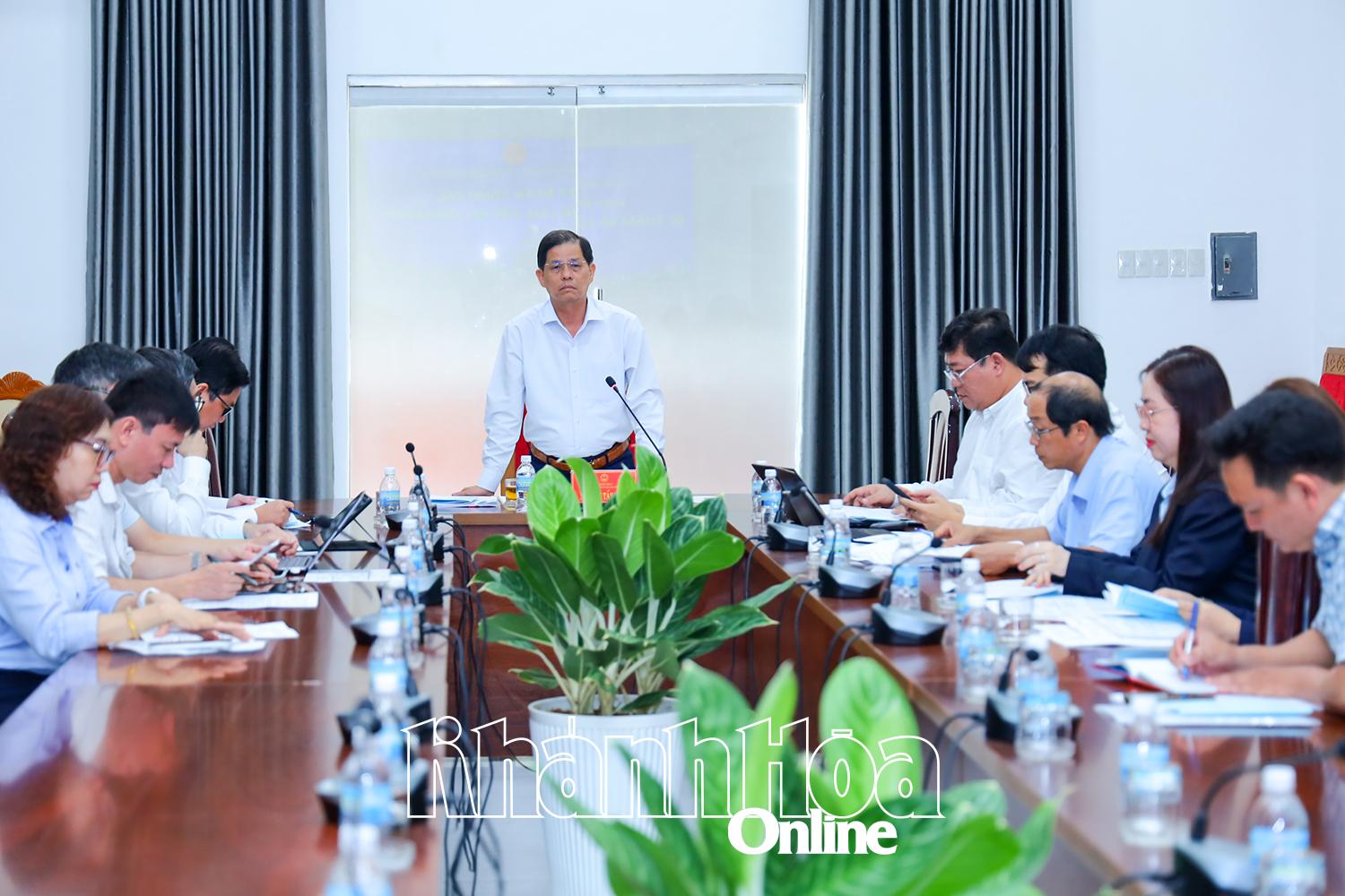 Chuẩn bị chu đáo cho chuyến công tác xúc tiến, thu hút đầu tư tại Singapore