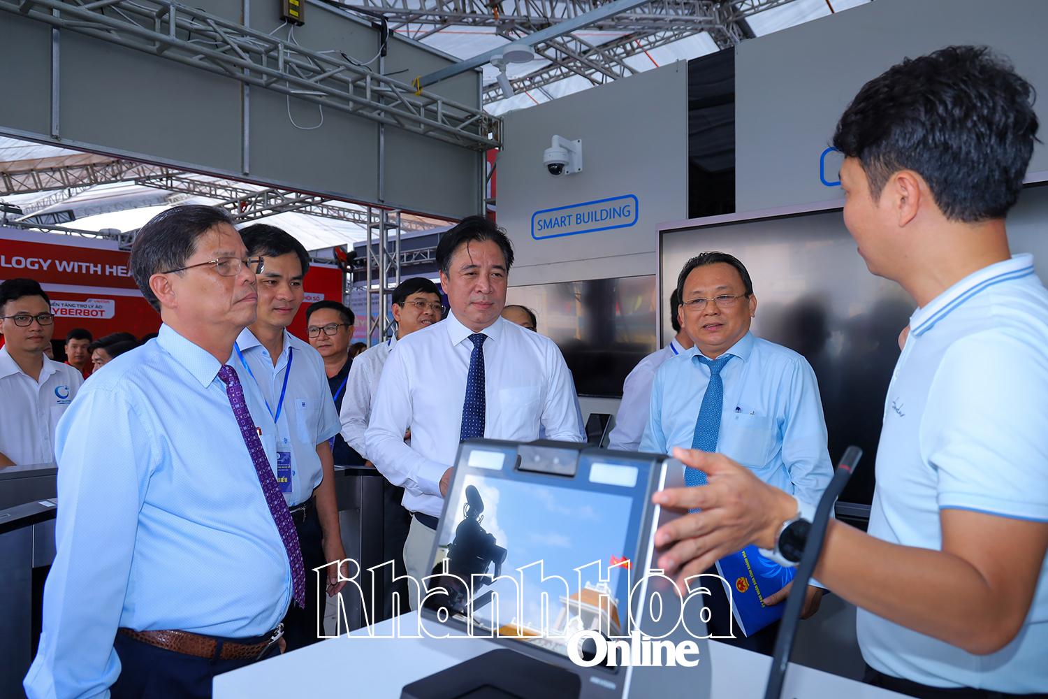 Thành lập Ban Chỉ đạo về phát triển khoa học, công nghệ, đổi mới sáng tạo, chuyển đổi số và Đề án 06 tỉnh Khánh Hòa