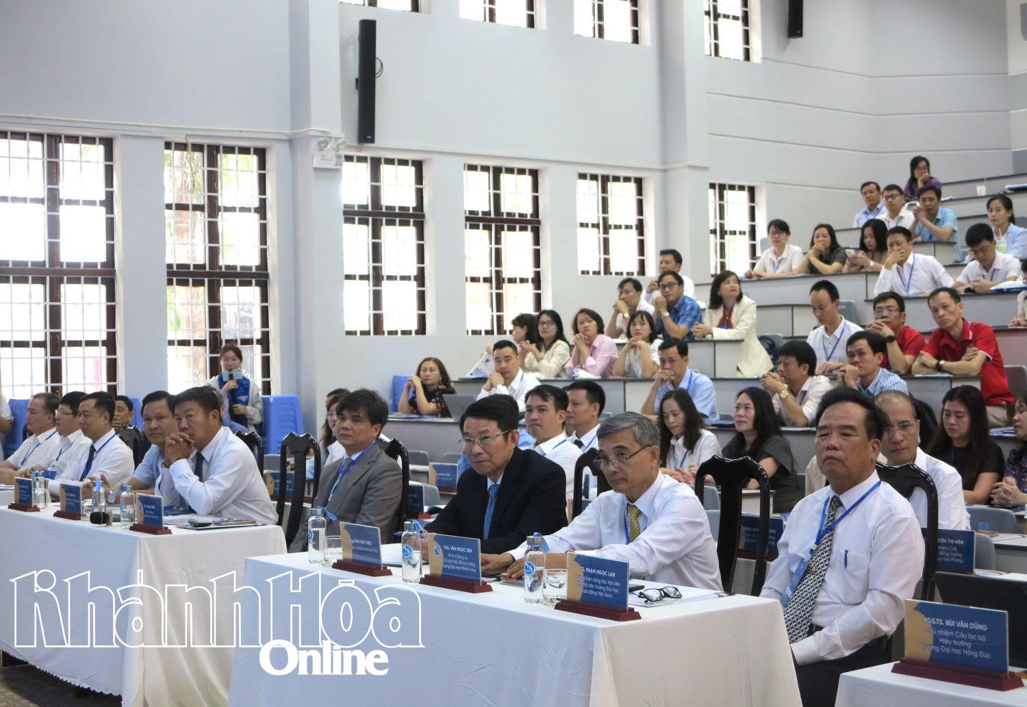 Hội thảo khoa học quốc gia về hoạt động của trường đại học thuộc tỉnh