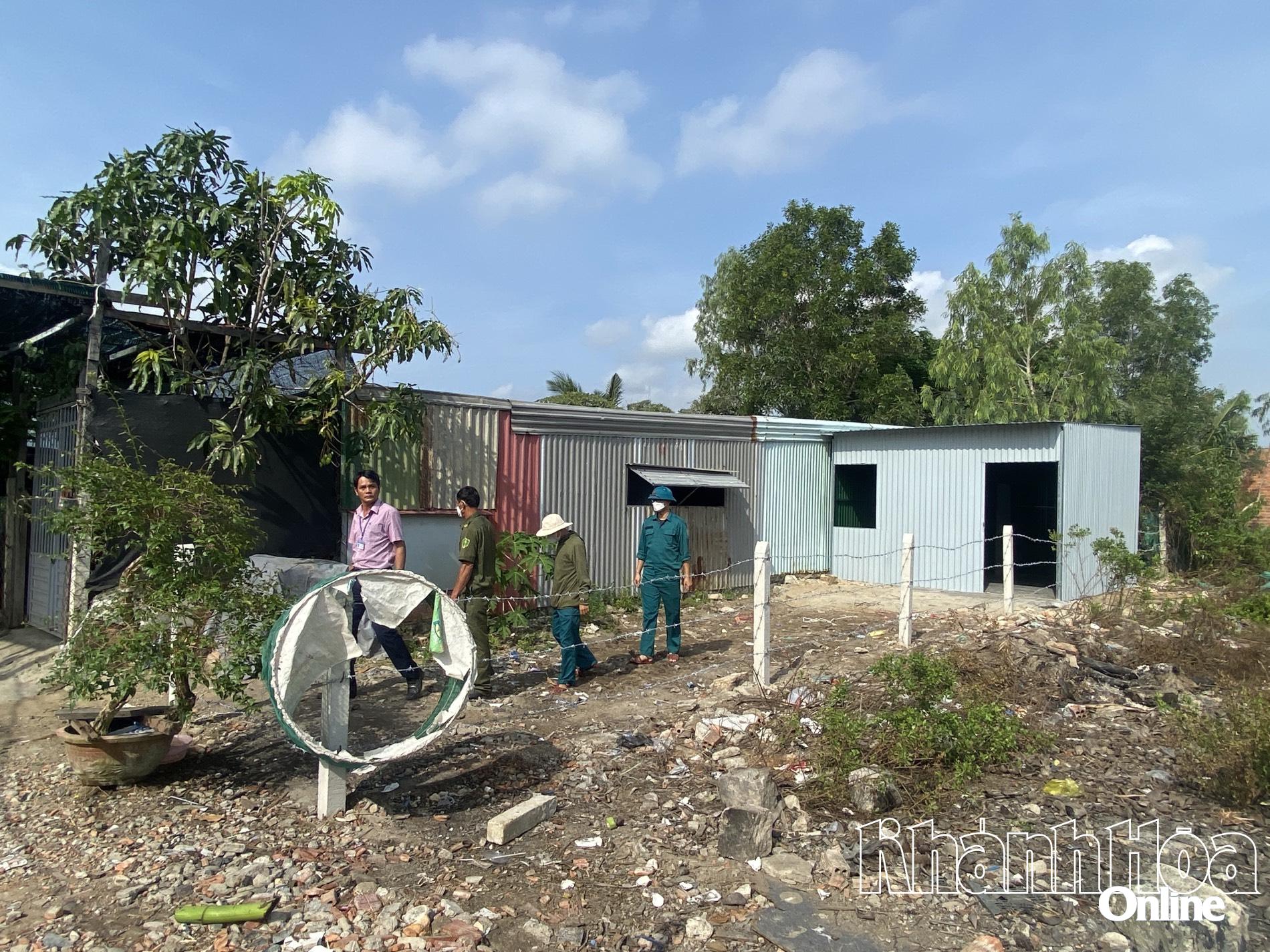 UBND TP. Nha Trang chỉ đạo xử lý, tháo dỡ các công trình xây dựng trái phép tại xã Vĩnh Thái