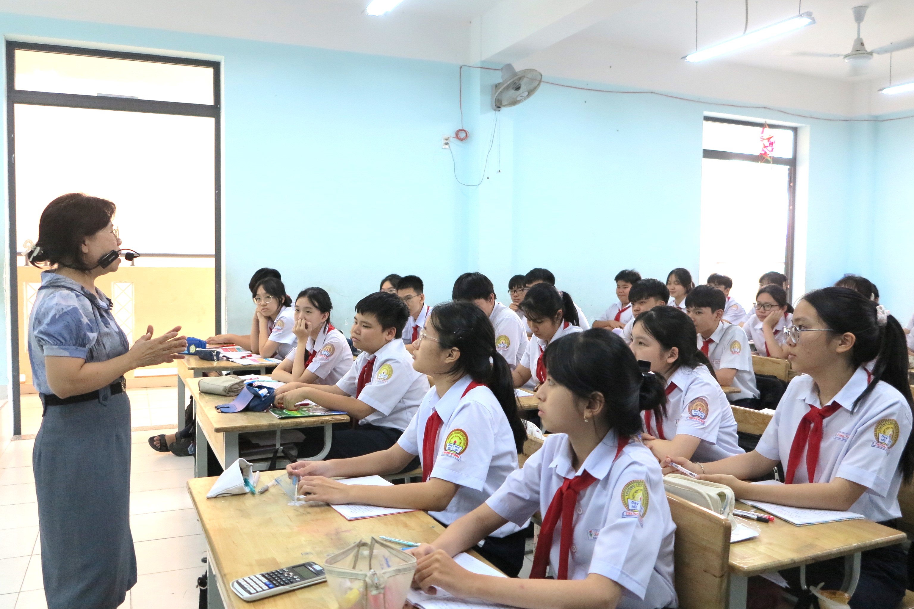 Một tiết học tại Trường THCS Trưng Vương (TP. Nha Trang). 