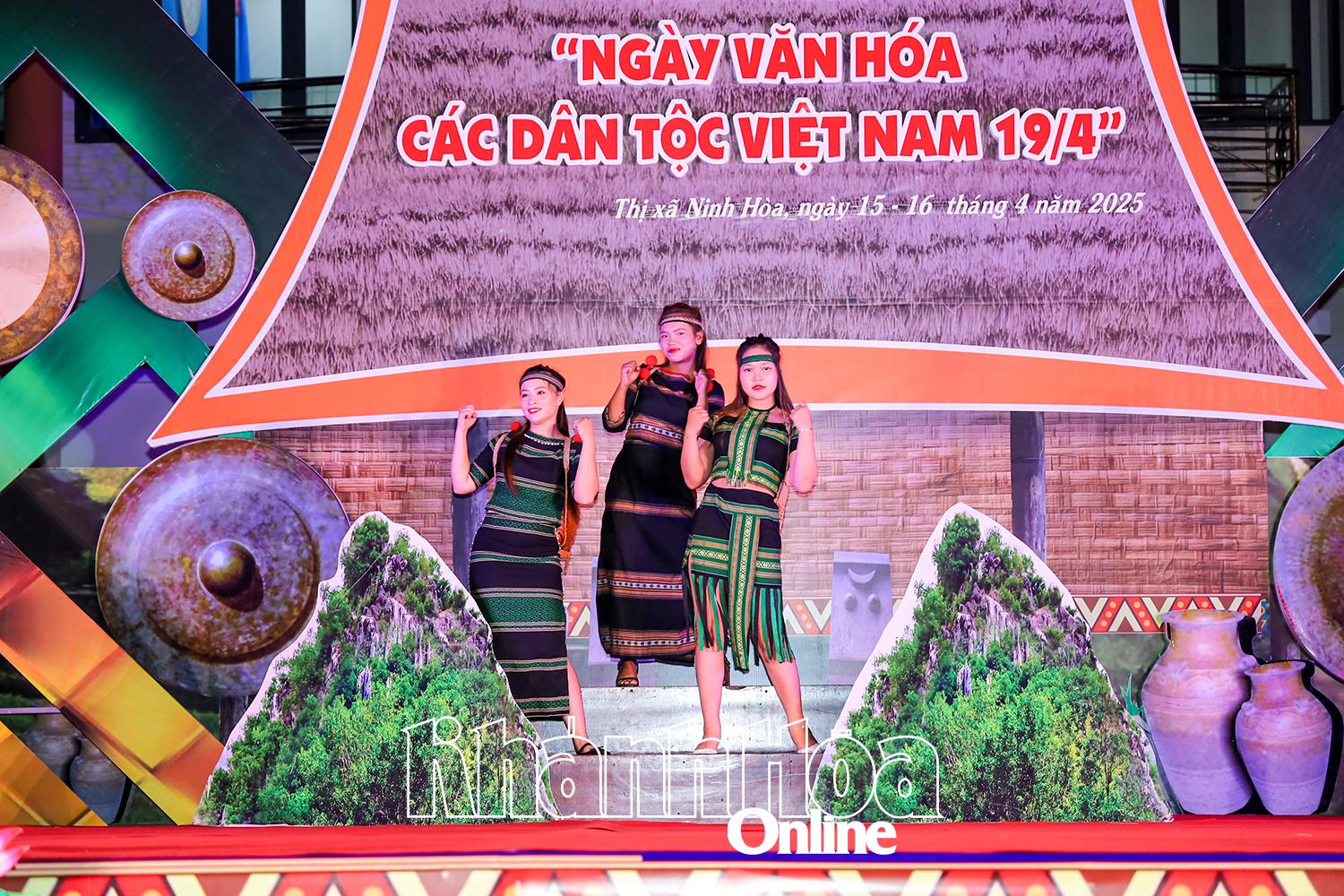 Khánh Sơn: Giữ gìn nét đẹp văn hóa truyền thống người Raglai