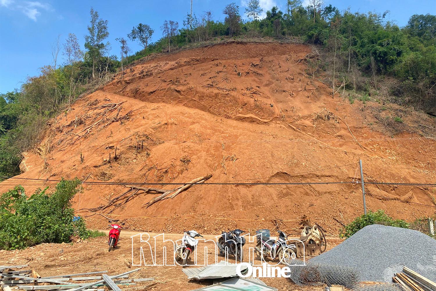 Vụ khai thác, vận chuyển đất đưa đi san lấp tại thôn Tà Lương (thị trấn Tô Hạp): Sẽ kiểm tra, xử lý nghiêm