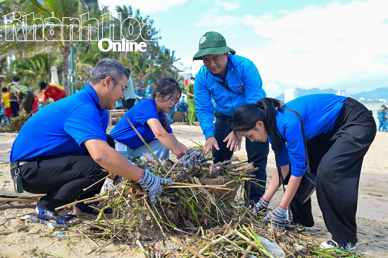 Inspiring youth action for marine conservation