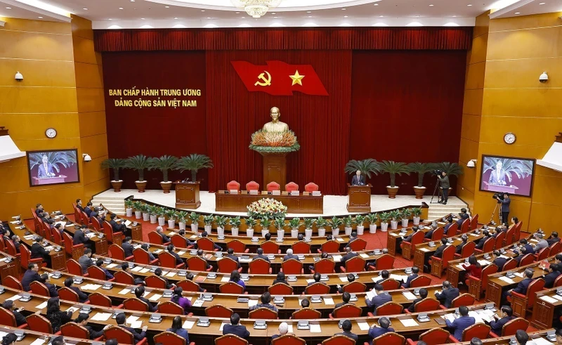 Tại Hội nghị Ban Chấp hành Trung ương Đảng khóa XIII, Trung ương đã thống nhất chỉ đạo quyết liệt, khẩn trương tiếp tục đổi mới, sắp xếp tổ chức bộ máy của hệ thống chính trị tinh gọn, hoạt động hiệu lực, hiệu quả. (Ảnh: ĐĂNG KHOA)