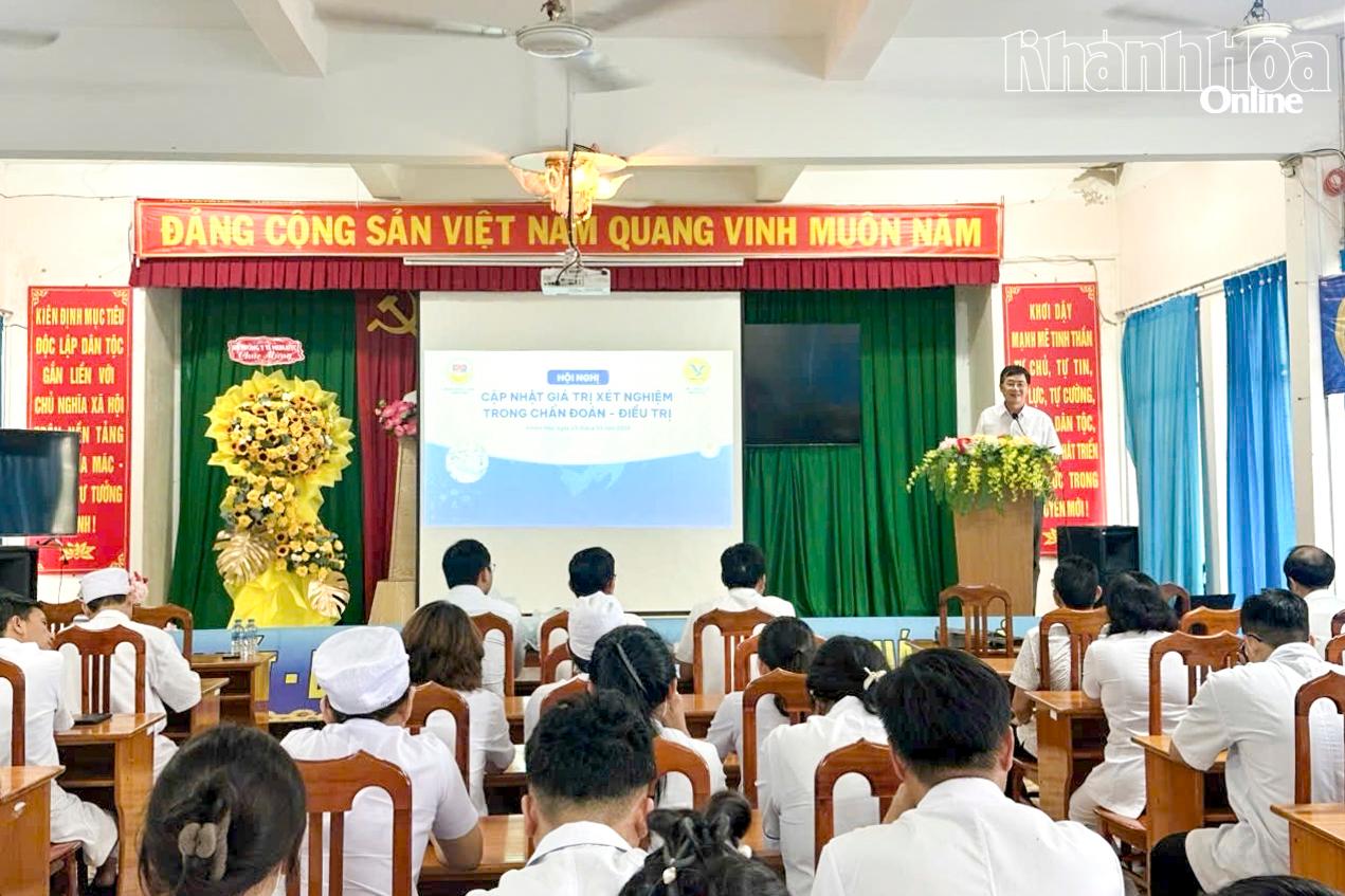 Quang cảnh hội thảo.