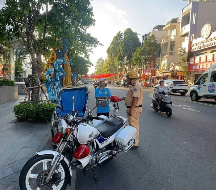 Tăng cường kiểm tra, xử lý vi phạm xích lô du lịch