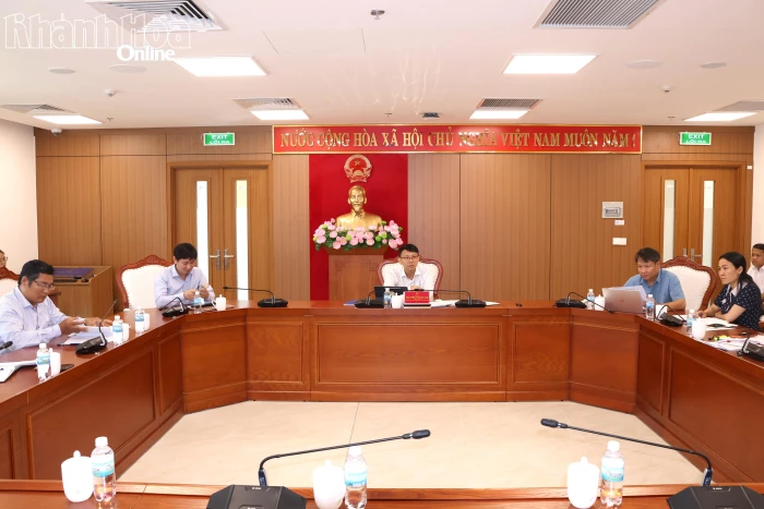 Phó Chủ tịch UBND tỉnh Nguyễn Thanh Hà họp Tổ giúp việc Nghị quyết số 57
